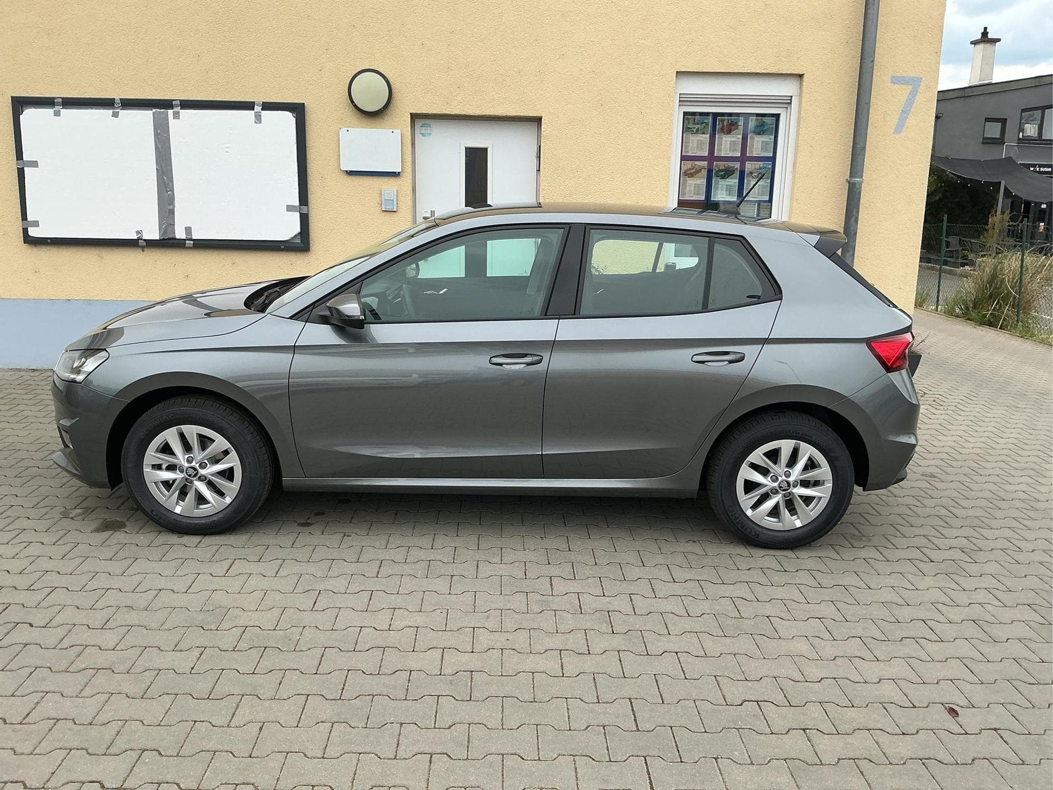Skoda Fabia Classic 5J. Garantie (2026) - Photo 3