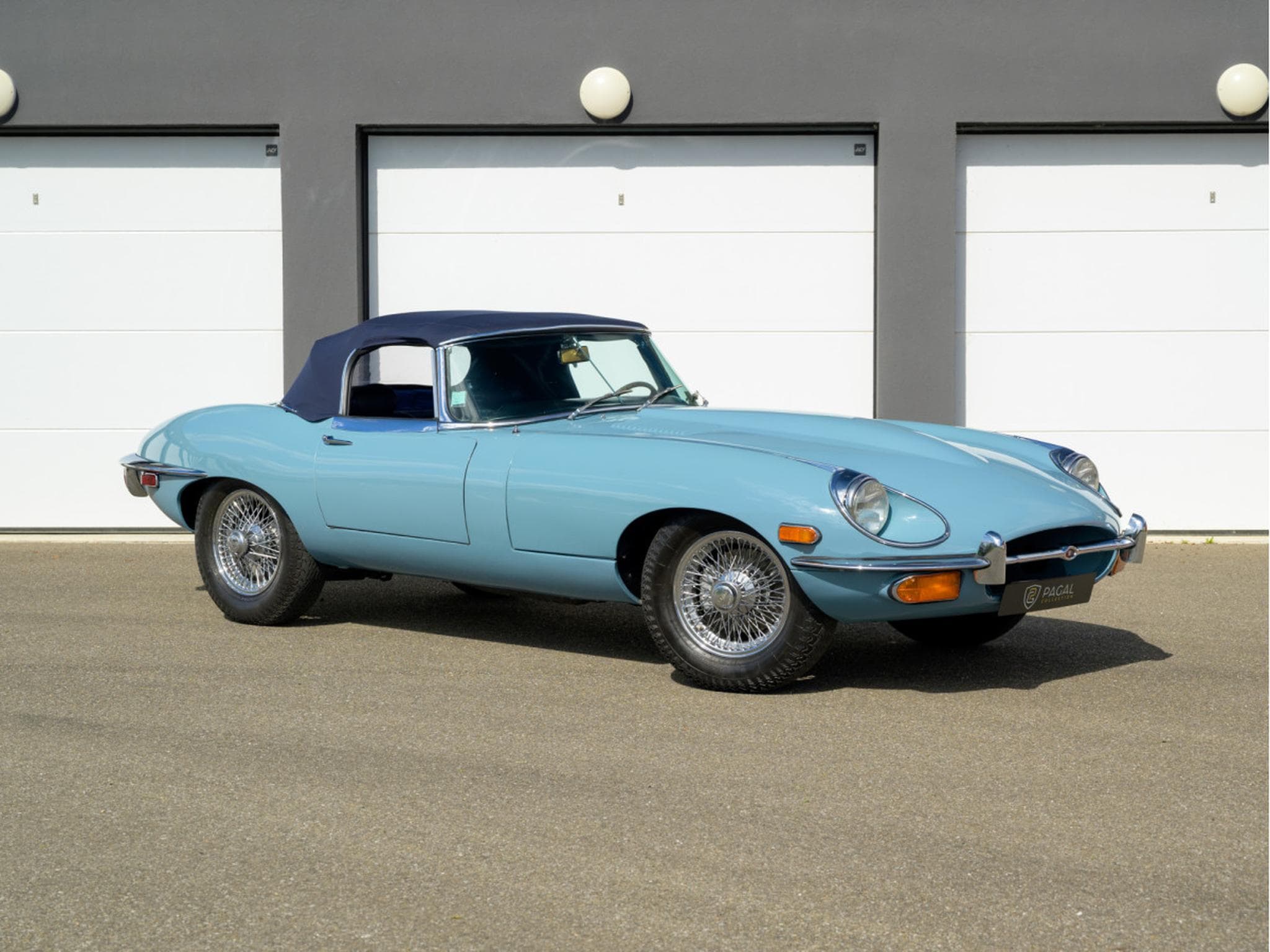 Jaguar TYPE E SERIE 2 | MATCHING NUMBERS | RESTAURATION COMPLETE (1970) - Photo 8