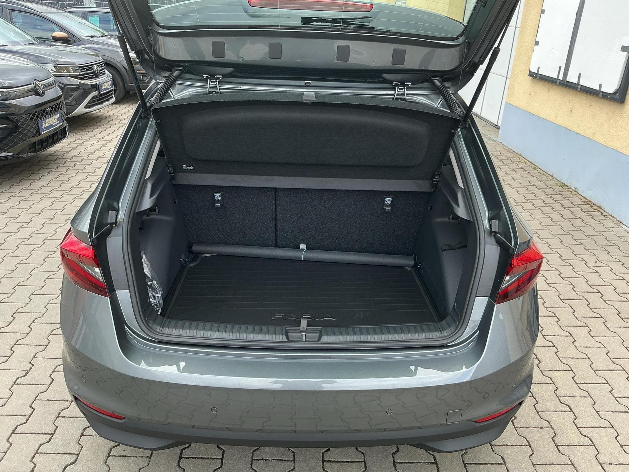Skoda Fabia Classic 5J. Garantie (2026) - Photo 6