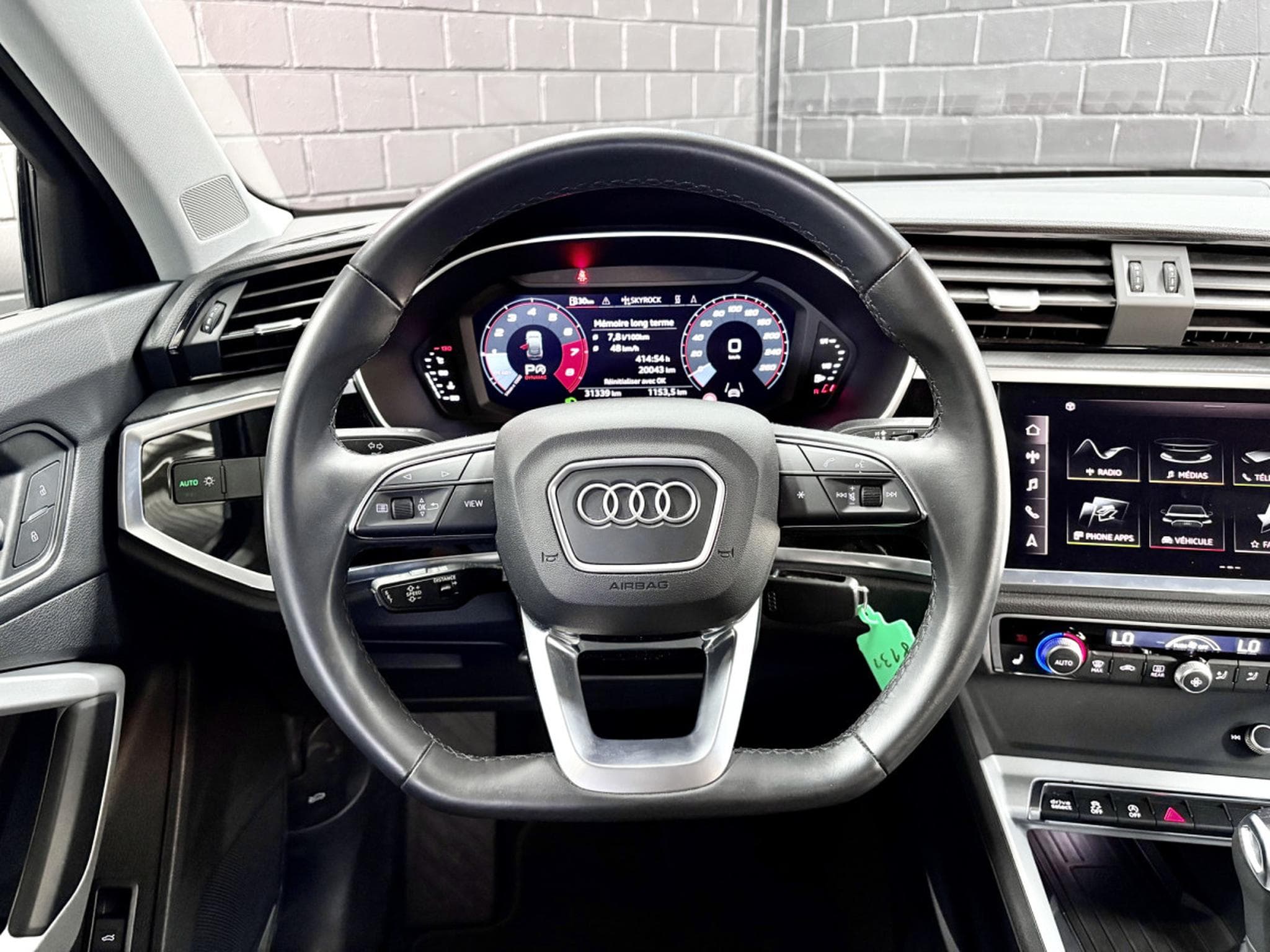 Audi Q3 Sportback S-Line 35 TFSI 150 CV *ATTELAGE* HAYON* (2023) - Photo 10