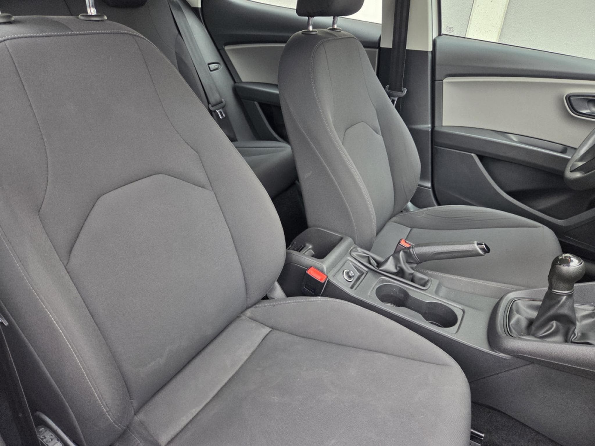 Seat Leon 1.6 Tdi 115 CV Garantie 12 Mois (2018) - Photo 12