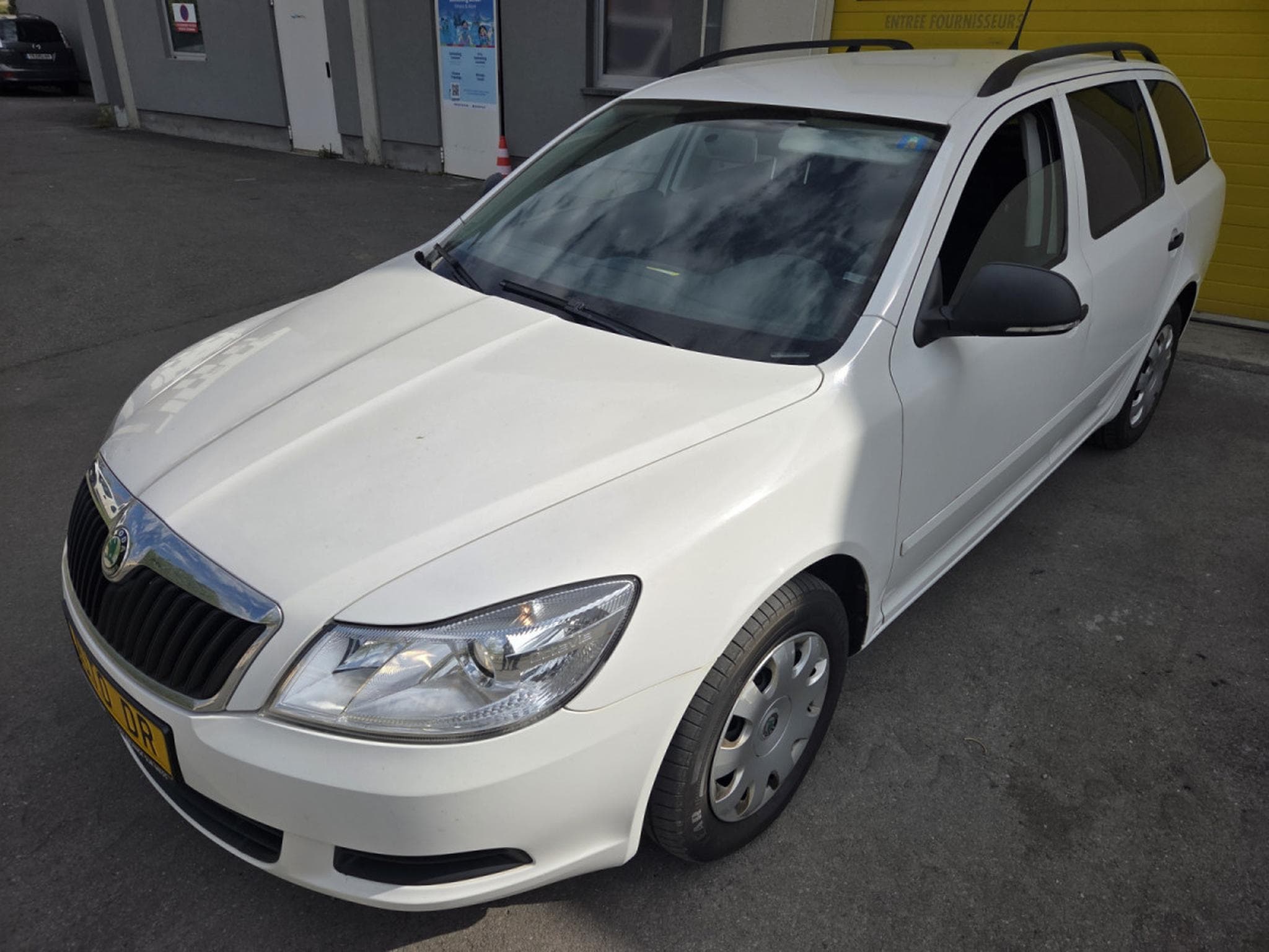 Skoda Octavia Combi 1.6 Tdi 105 CV Garantie 12 Mois (2011) - Photo 3