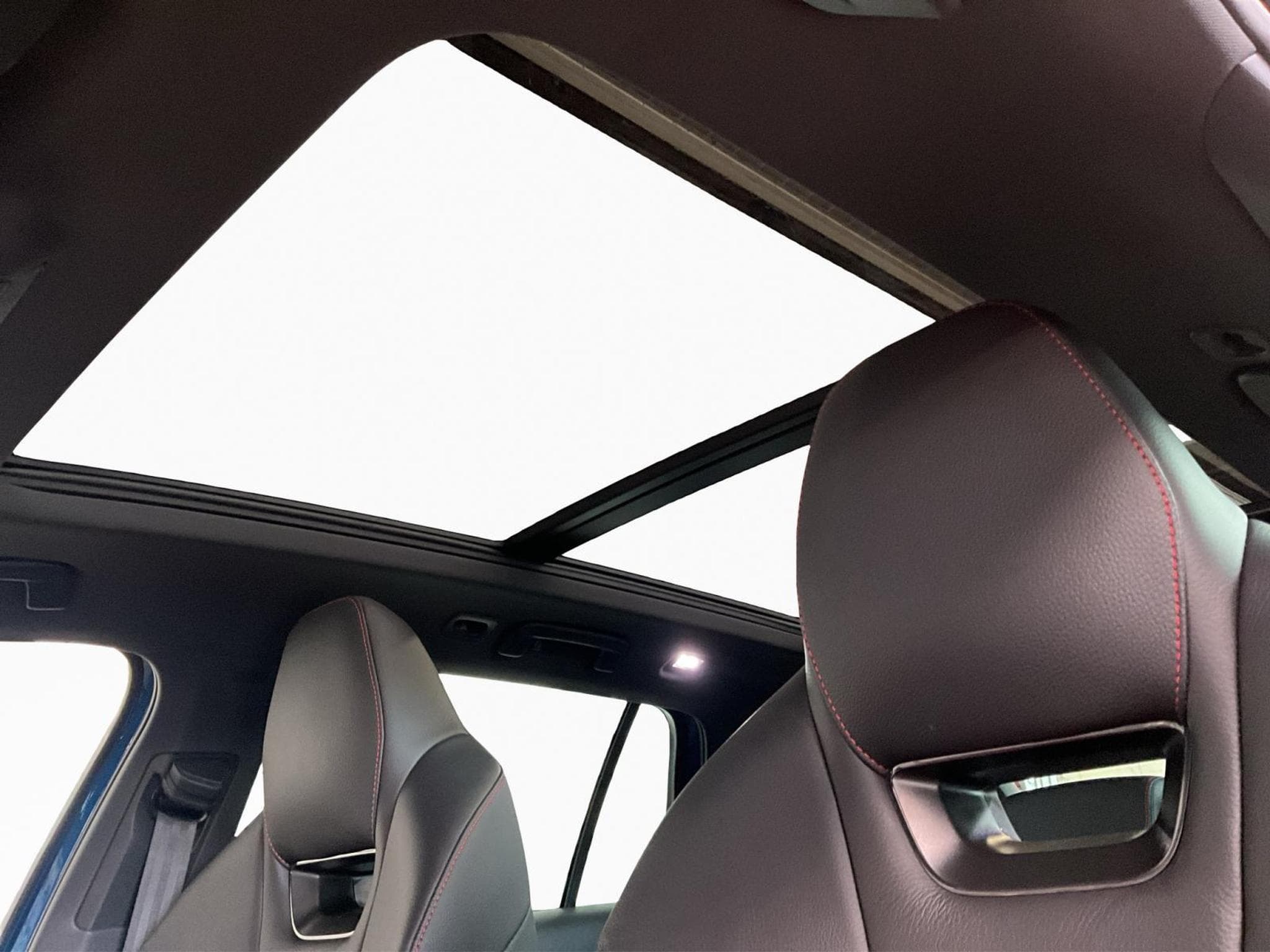 Skoda Octavia Rs+DSG+Suedia+LM19+AHK (2025) - Photo 15