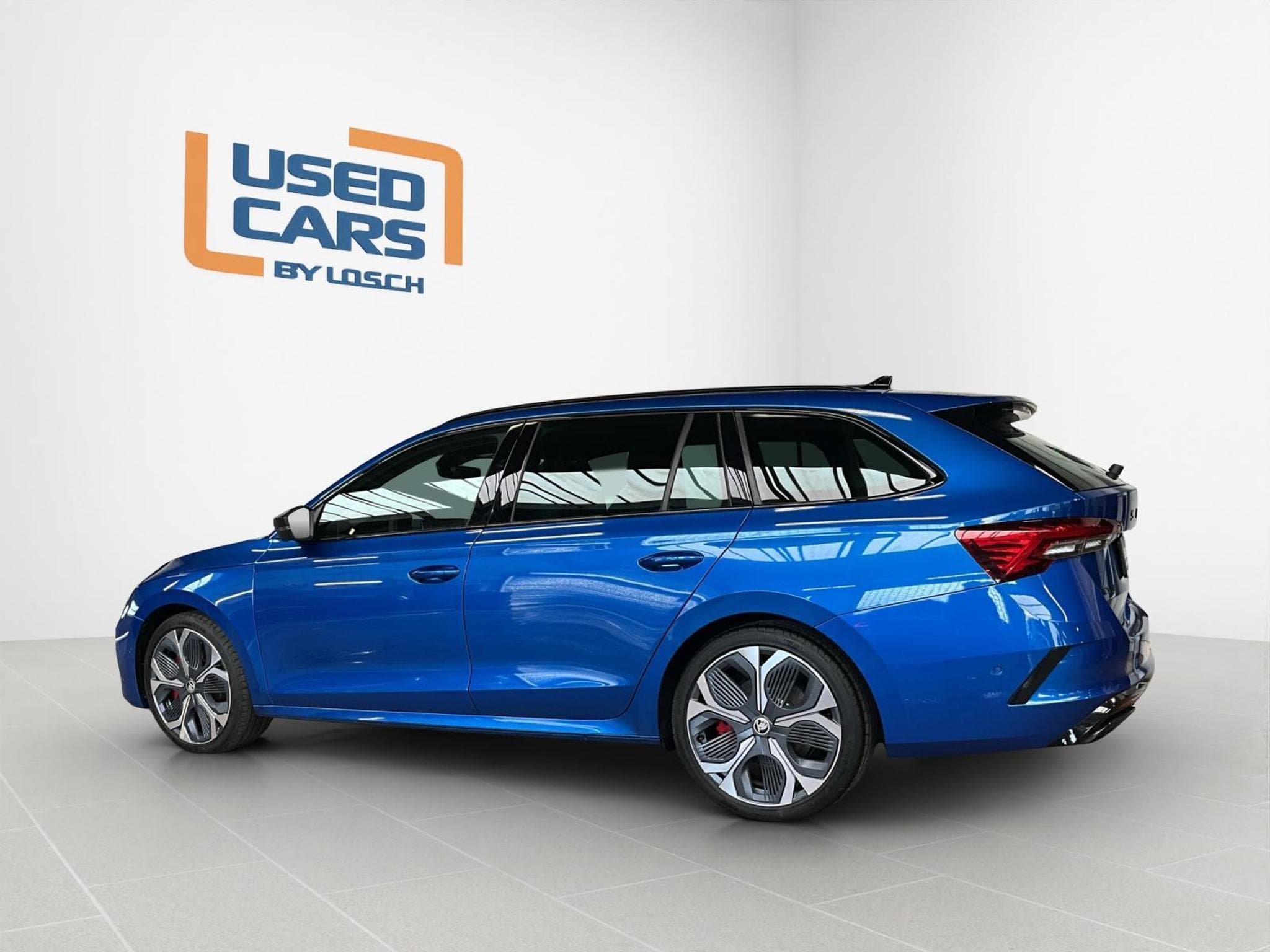 Skoda Octavia Rs+DSG+Suedia+LM19+AHK (2025) - Photo 5