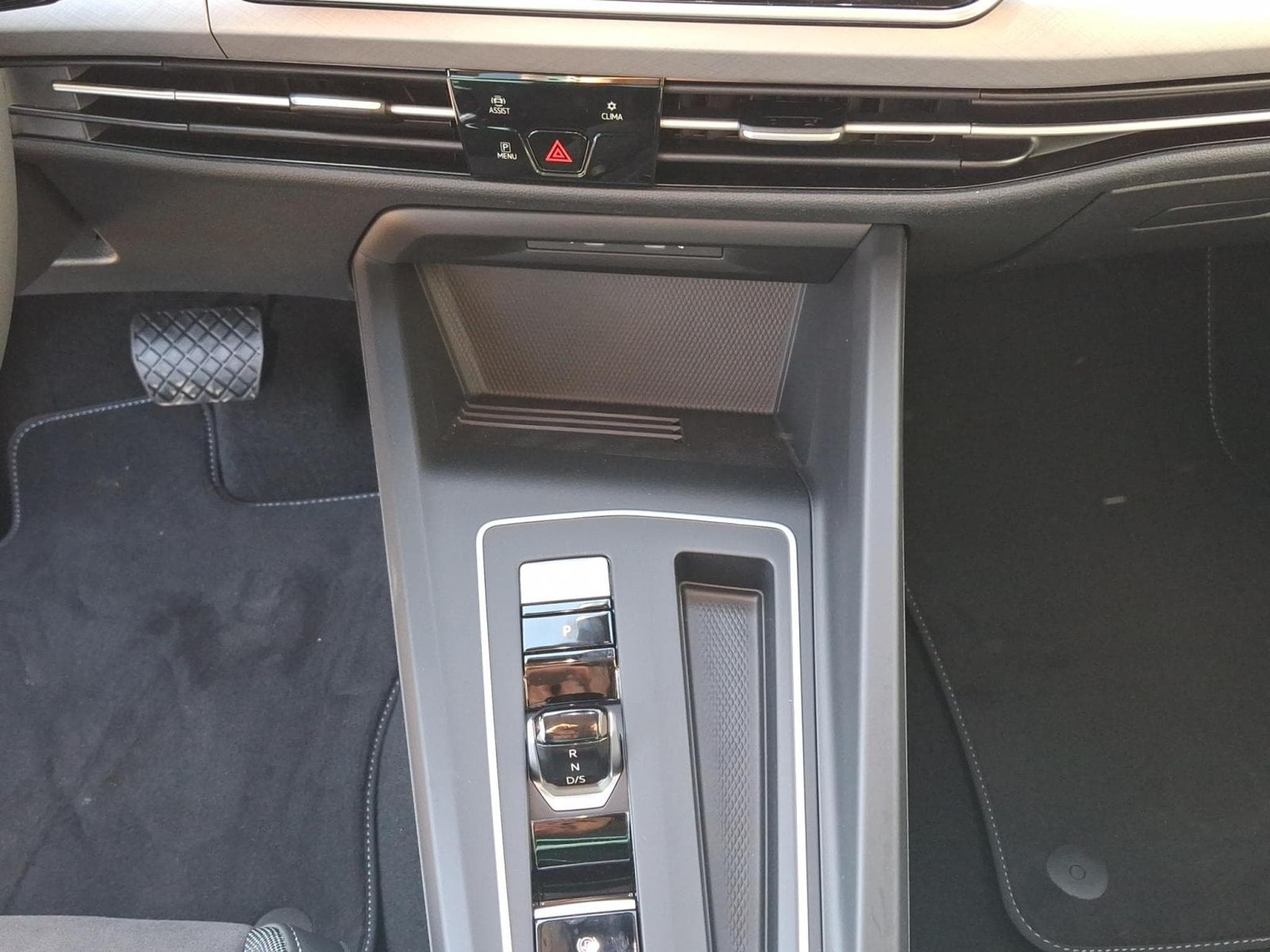 VW Golf Life (2026) - Photo 14
