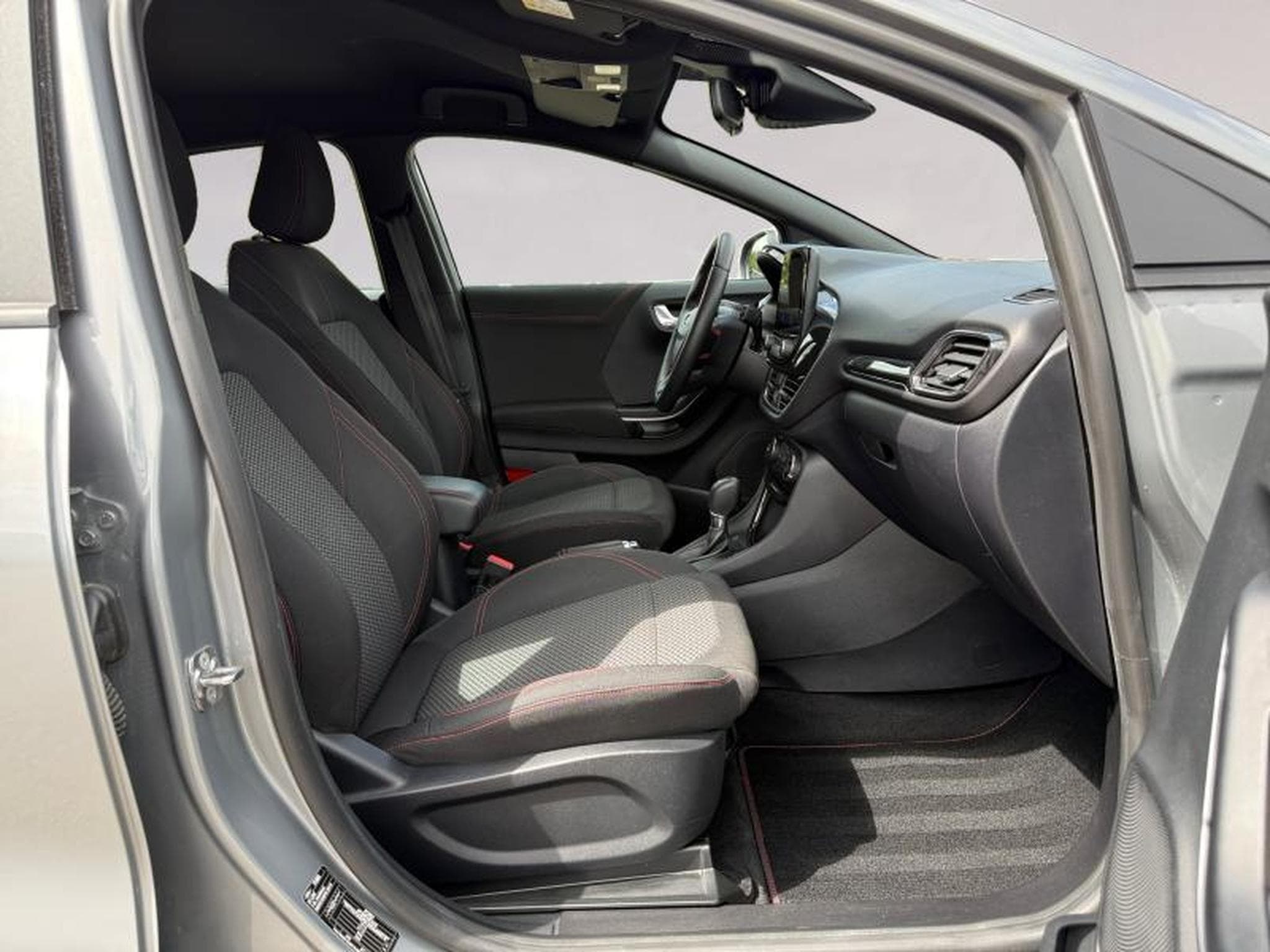 Ford Puma Puma ST-Line Design (2024) - Photo 13