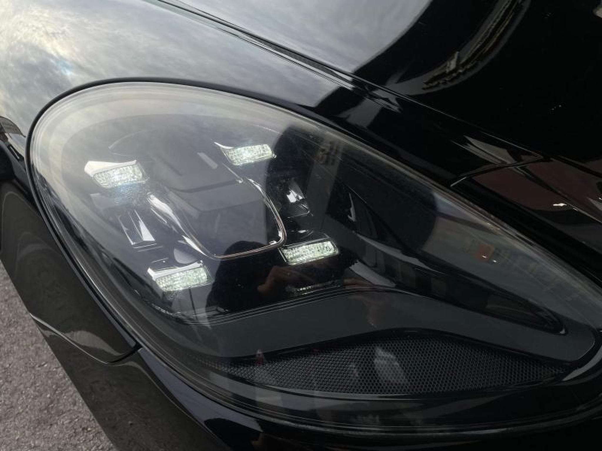 Porsche Panamera Sport Turismo 4 2018 (2018) - Photo 16