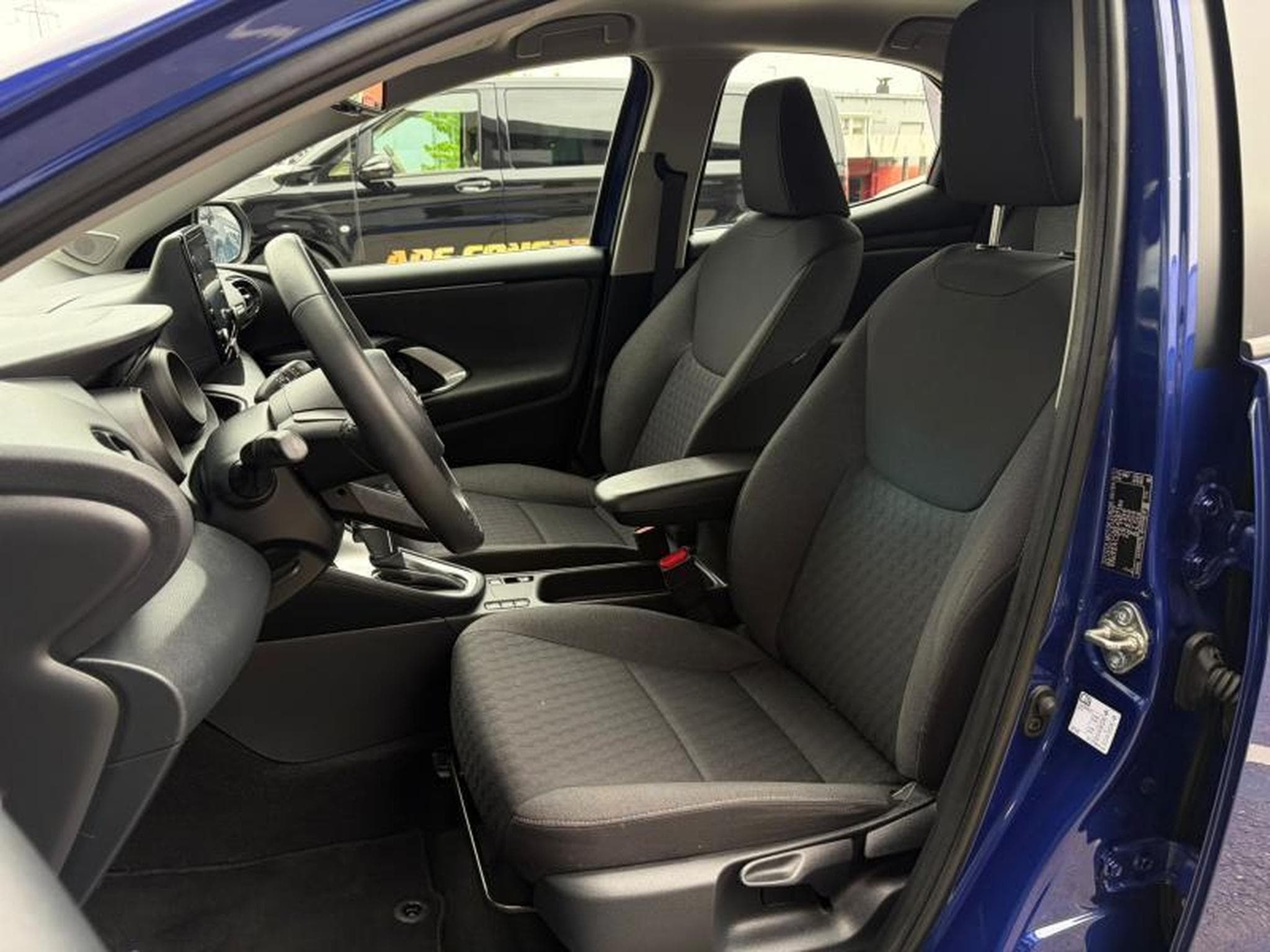 Toyota Yaris IV (2021) - Photo 9