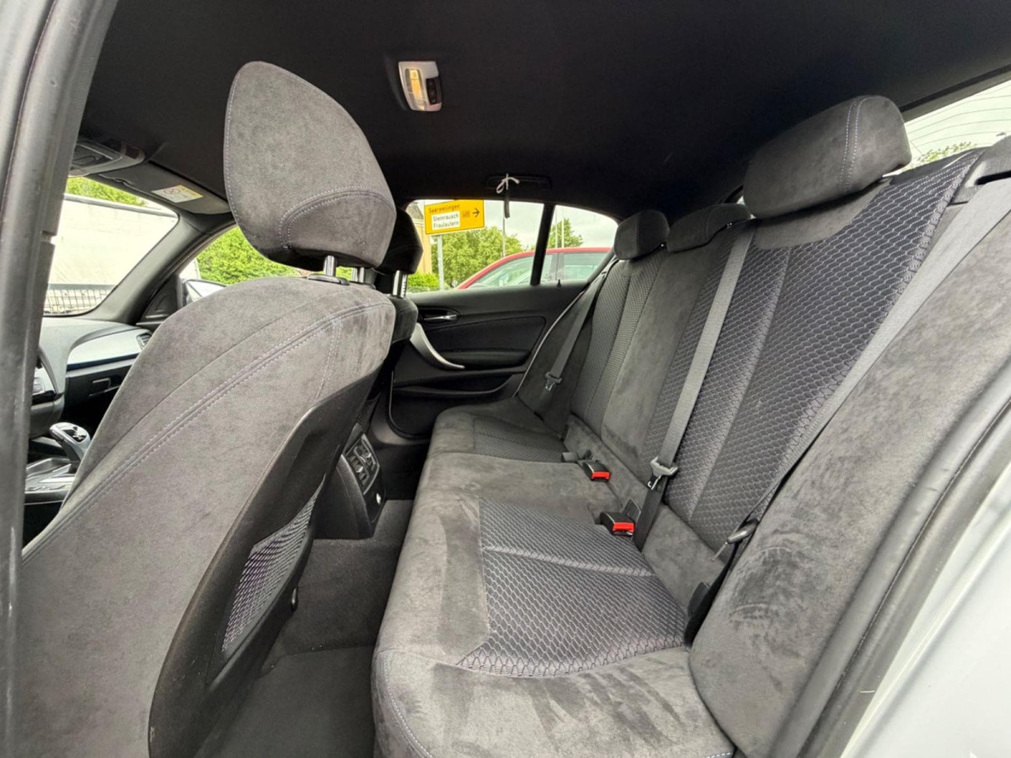 BMW M135 1 Limousine 5-trg. M135 i (2015) - Photo 14