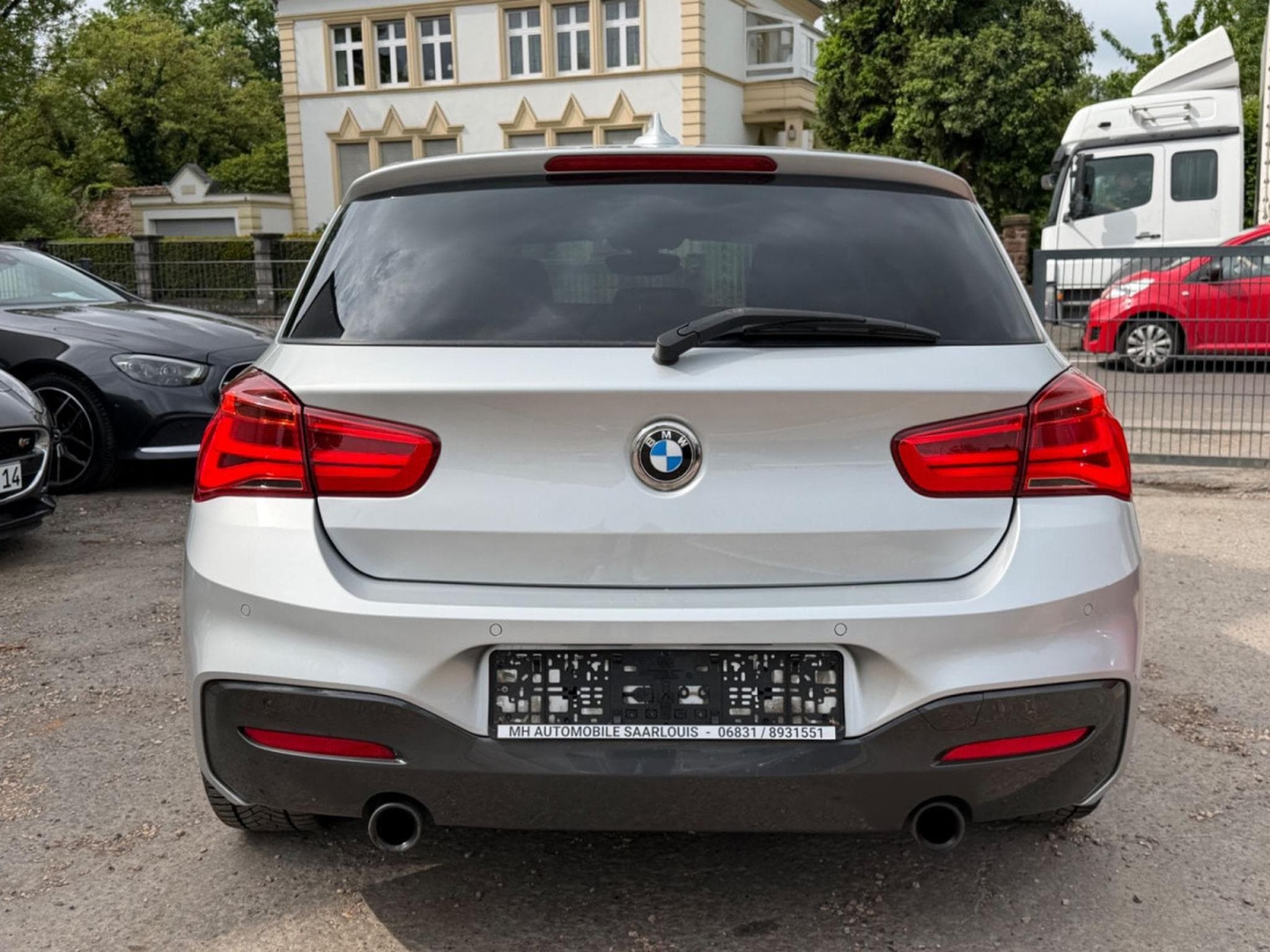 BMW M135 1 Limousine 5-trg. M135 i (2015) - Photo 5