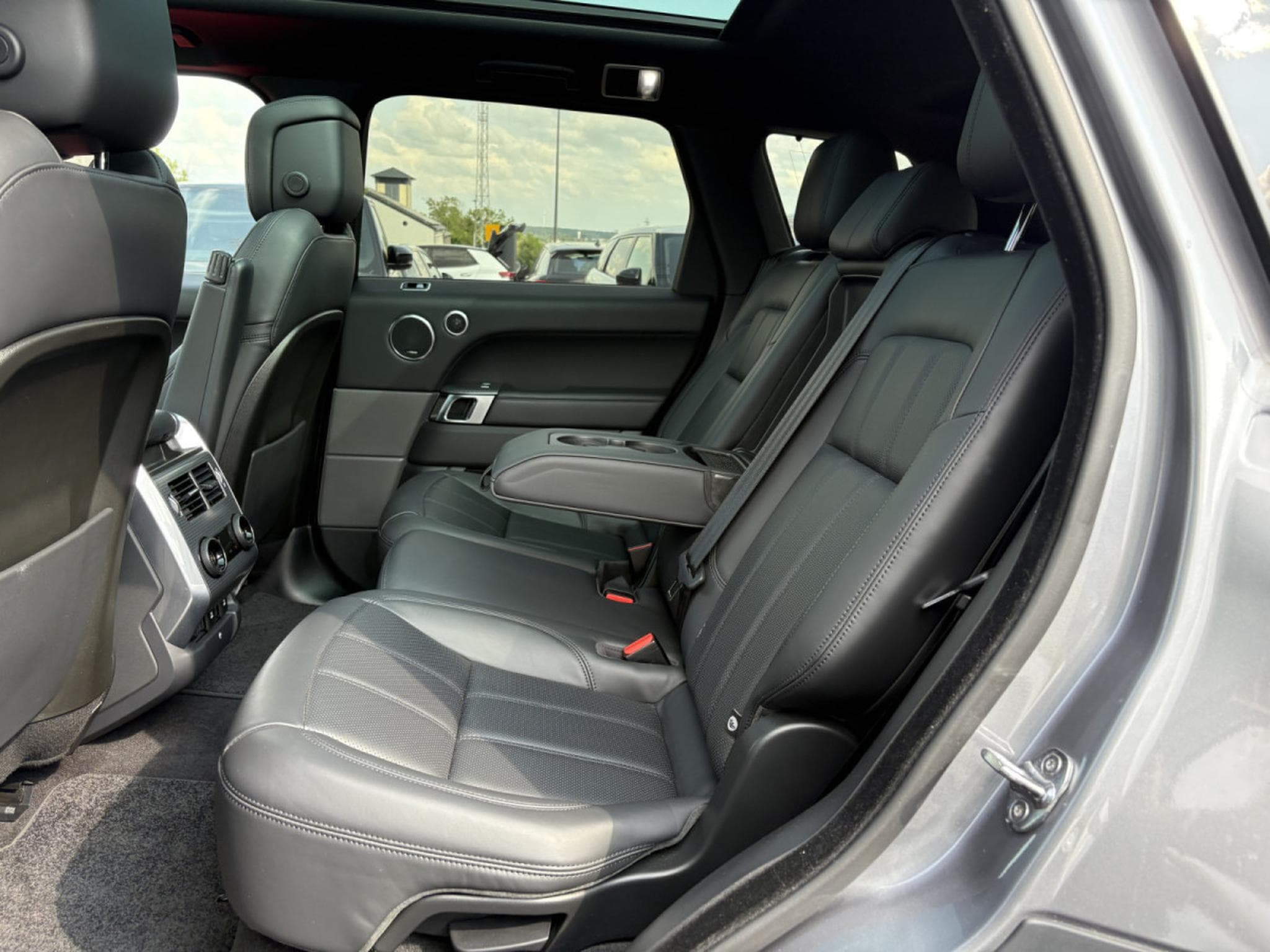 Land-Rover Range Rover Sport 3.0 SDV6 HSE DYN/NEW ENGINE BY L.ROVER (2020) - Foto 10