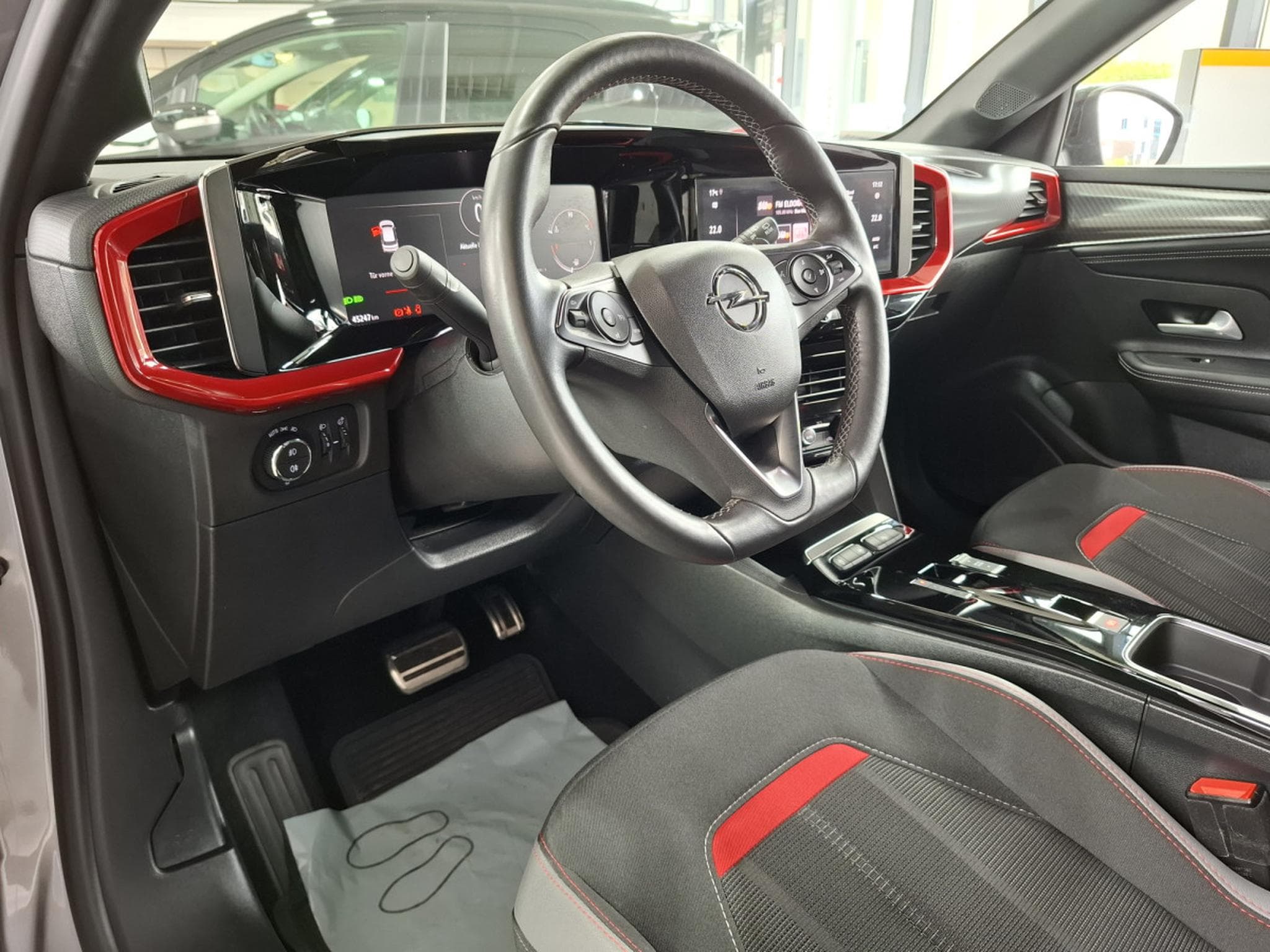 Opel Mokka GS LINE 130 AT8,1 HAND, NAVI , LED, CAMERA, CUIR, CARBON (2022) - Foto 12