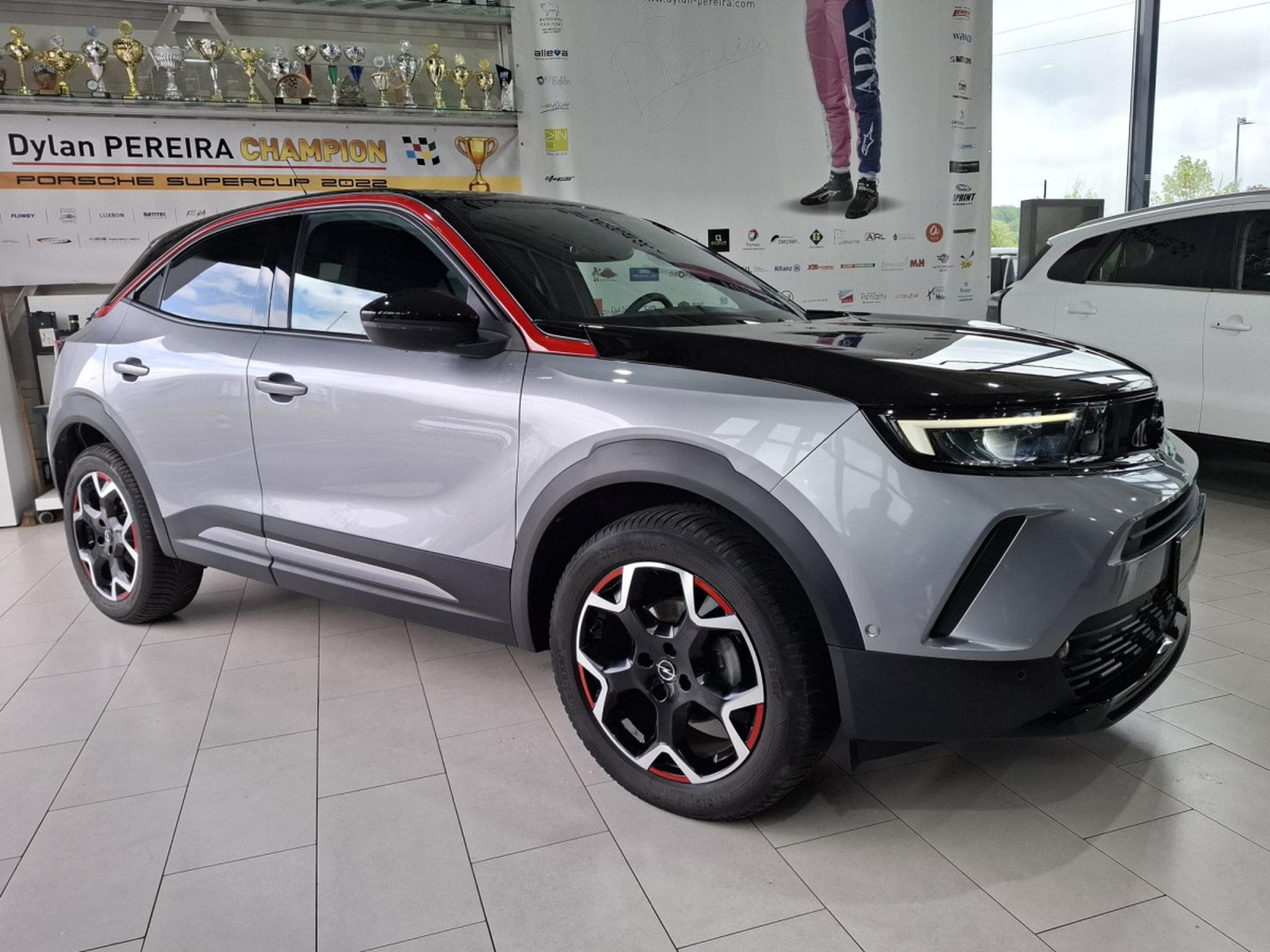 Opel Mokka GS LINE 130 AT8,1 HAND, NAVI , LED, CAMERA, CUIR, CARBON (2022) - Foto 4