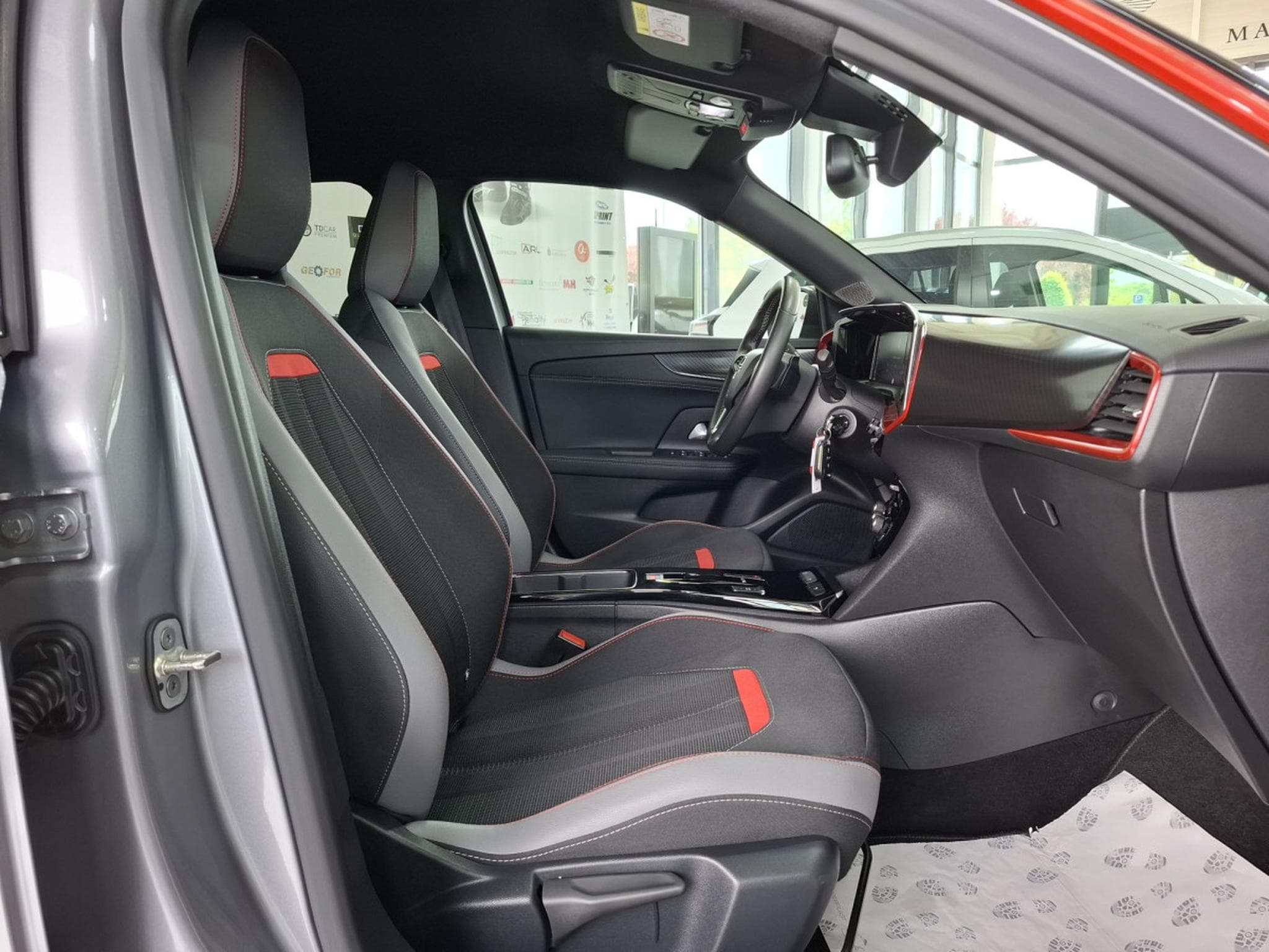 Opel Mokka GS LINE 130 AT8,1 HAND, NAVI , LED, CAMERA, CUIR, CARBON (2022) - Foto 5