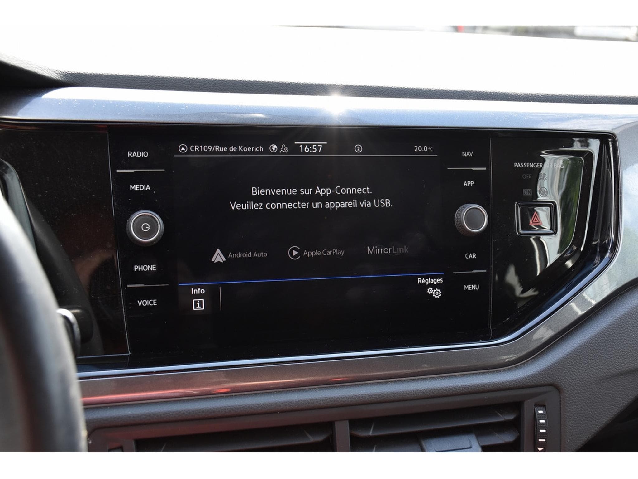 VW Taigo 1.5 TSI Style DSG ACC TRAVEL GPS LANE SIDE PARK ATT RMQ 1°M. (2022) - Foto 13