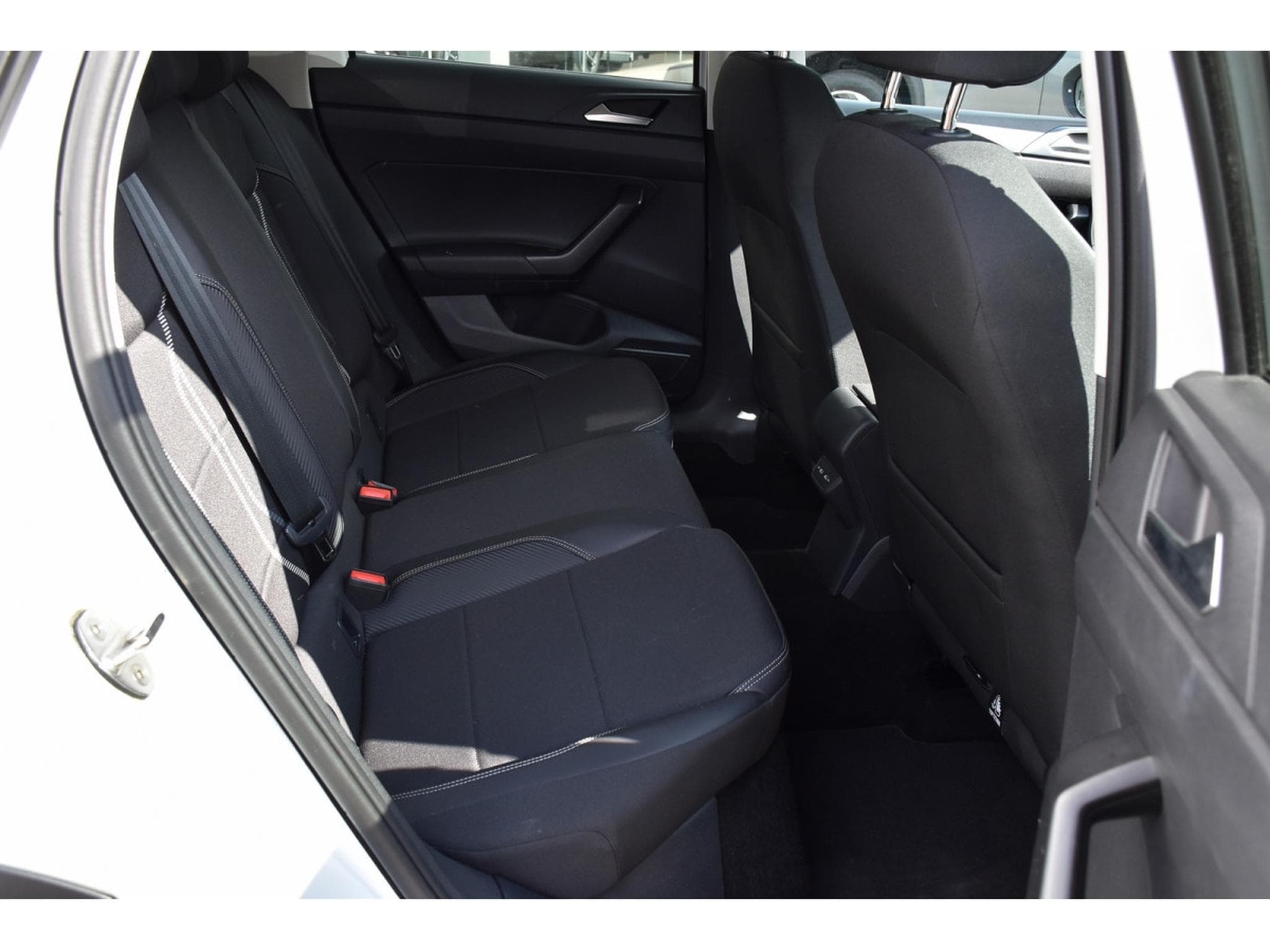 VW Taigo 1.5 TSI Style DSG ACC TRAVEL GPS LANE SIDE PARK ATT RMQ 1°M. (2022) - Foto 8