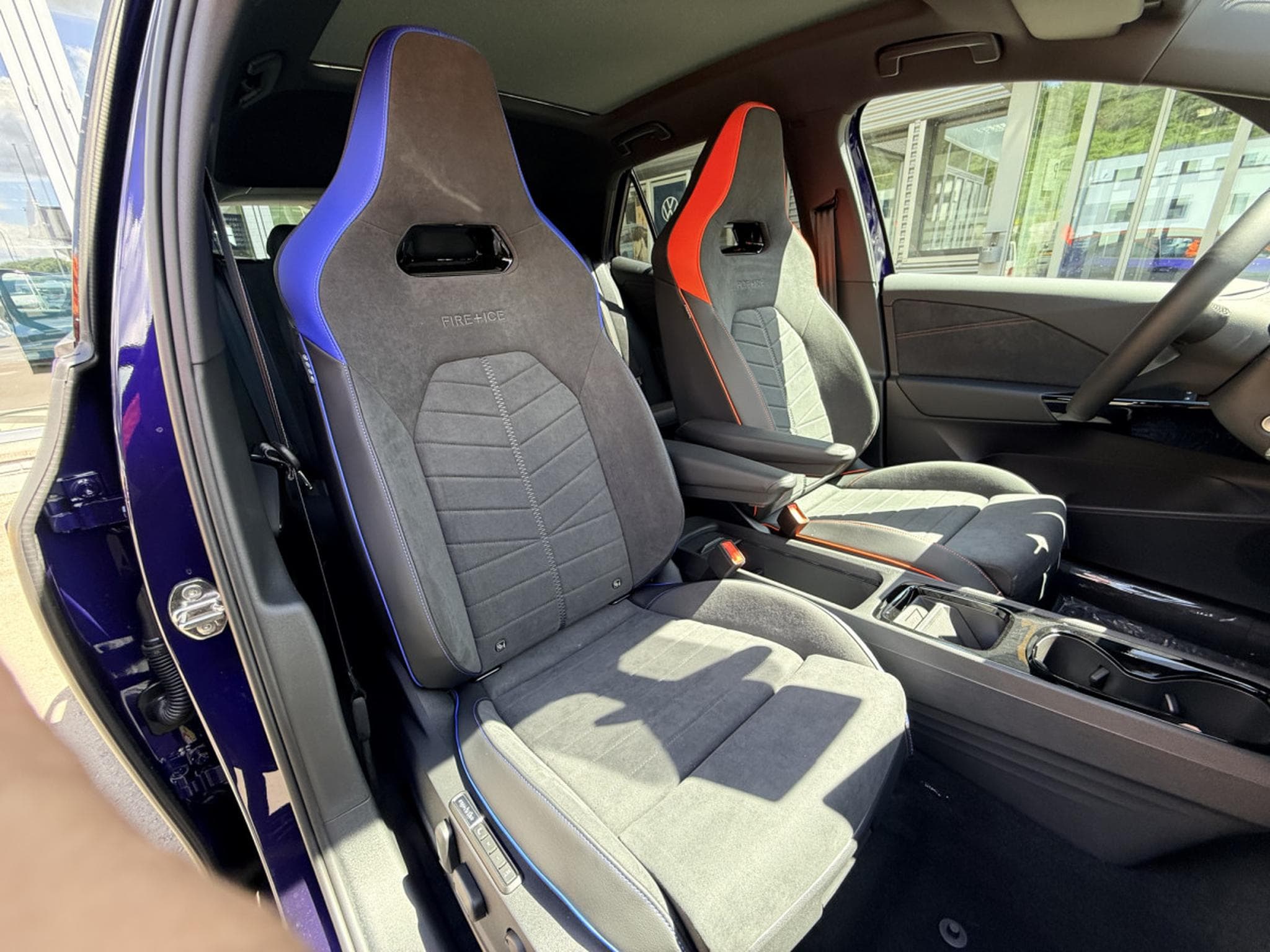 VW ID.3 GTX FIRE+ICE 210 kW / 286 ch Boîte automatique (2026) - Foto 7