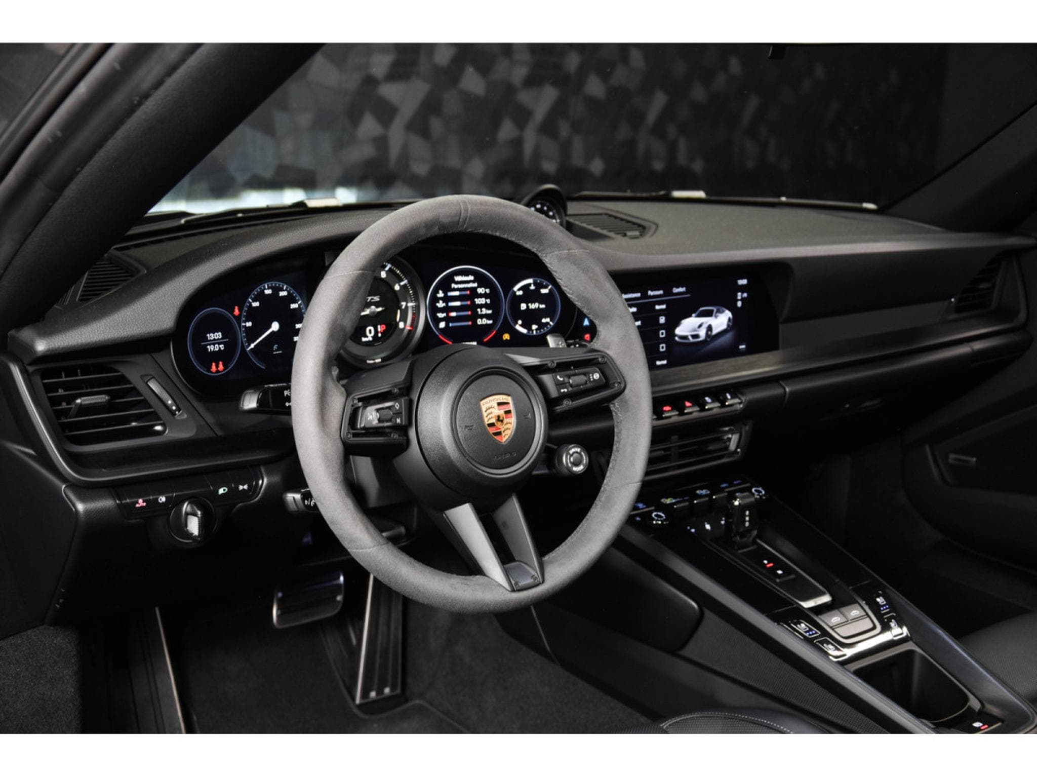 Porsche 911 Targa 4 GTS PDK (2024) - Photo 8