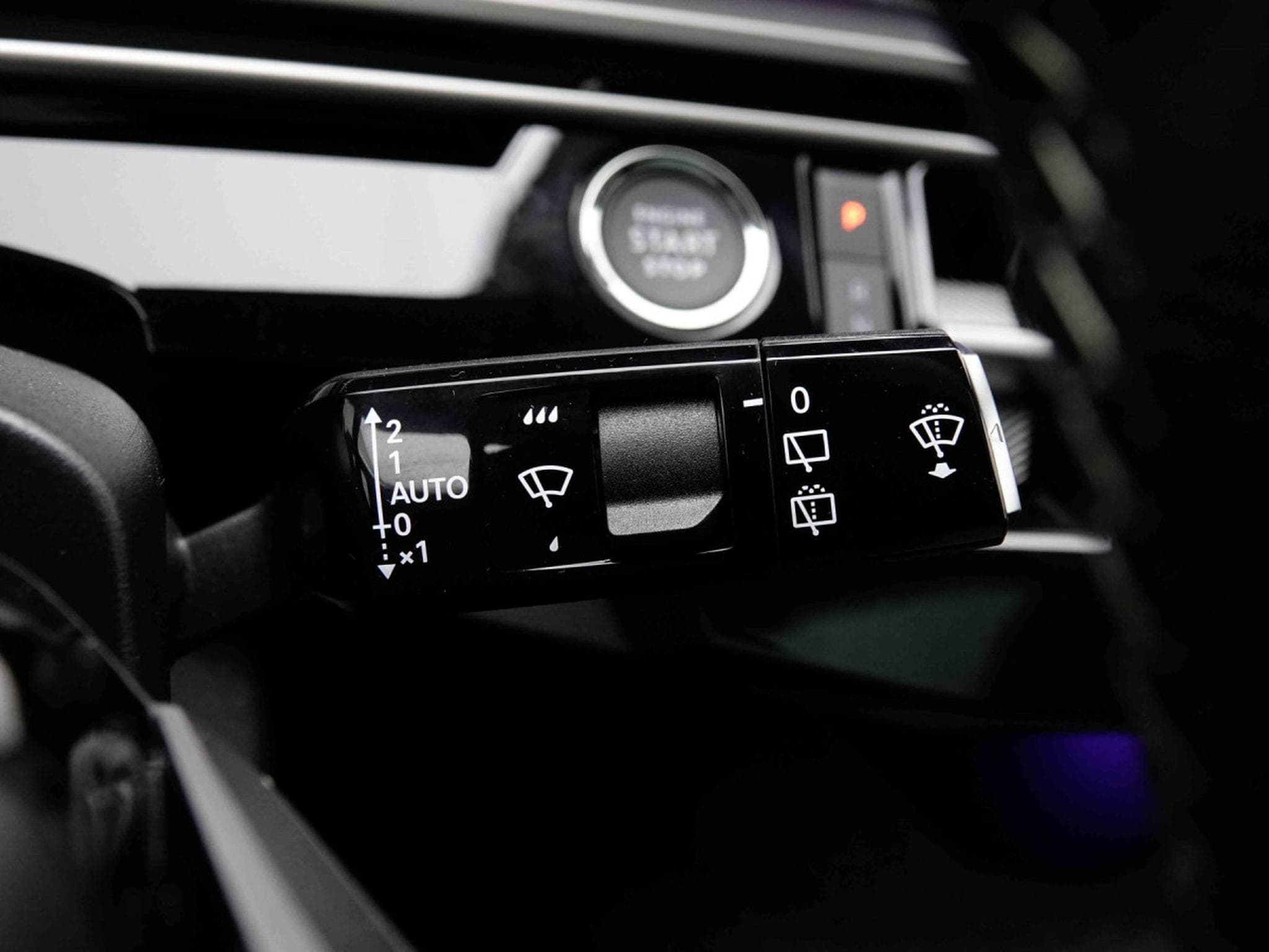 Peugeot 5008 1.2 PureTech 146 e-DSC6 GT (2026) - Photo 20