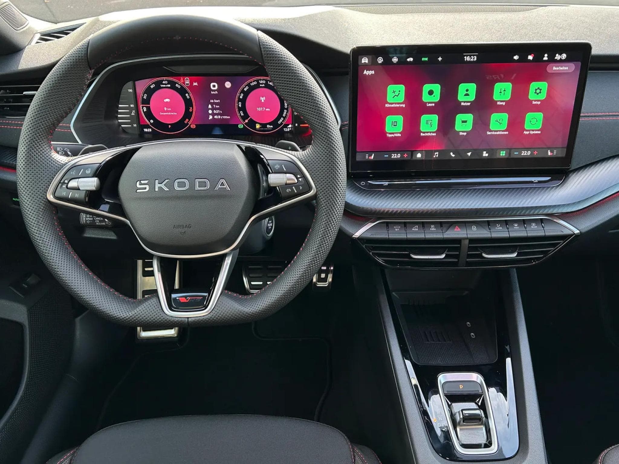 Skoda Octavia 2.0 TSi DSG 265 RS (2026) - Foto 8