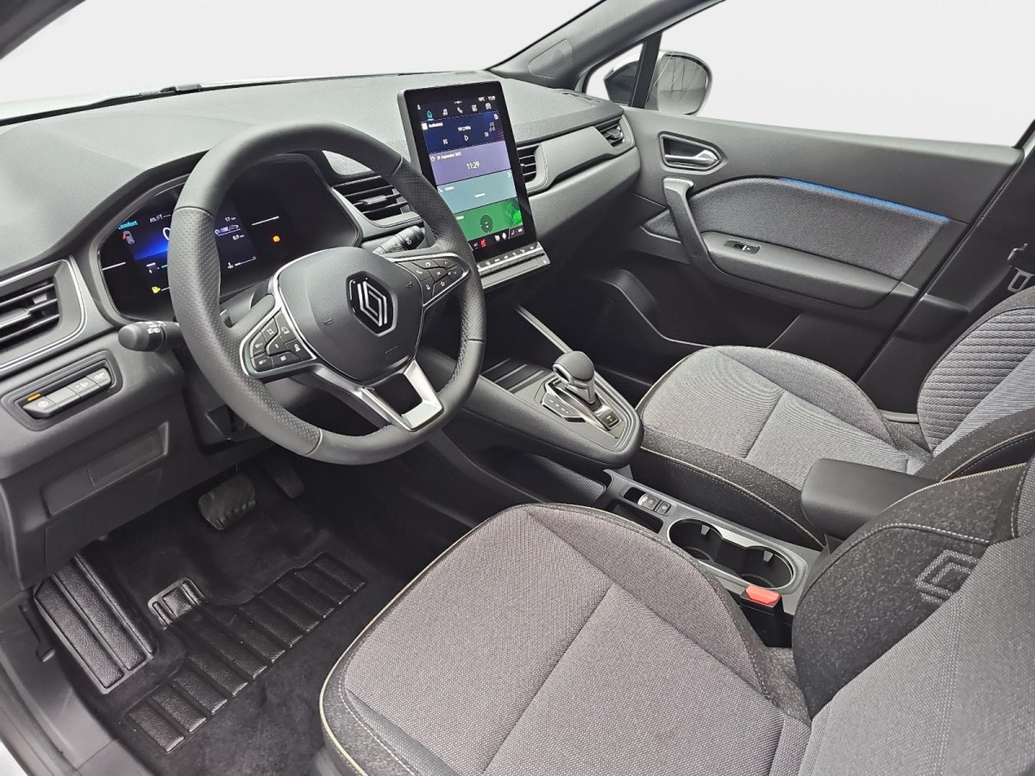 Renault Captur 1.3 TCe MHD 160 EDC Techno (2025) - Photo 18
