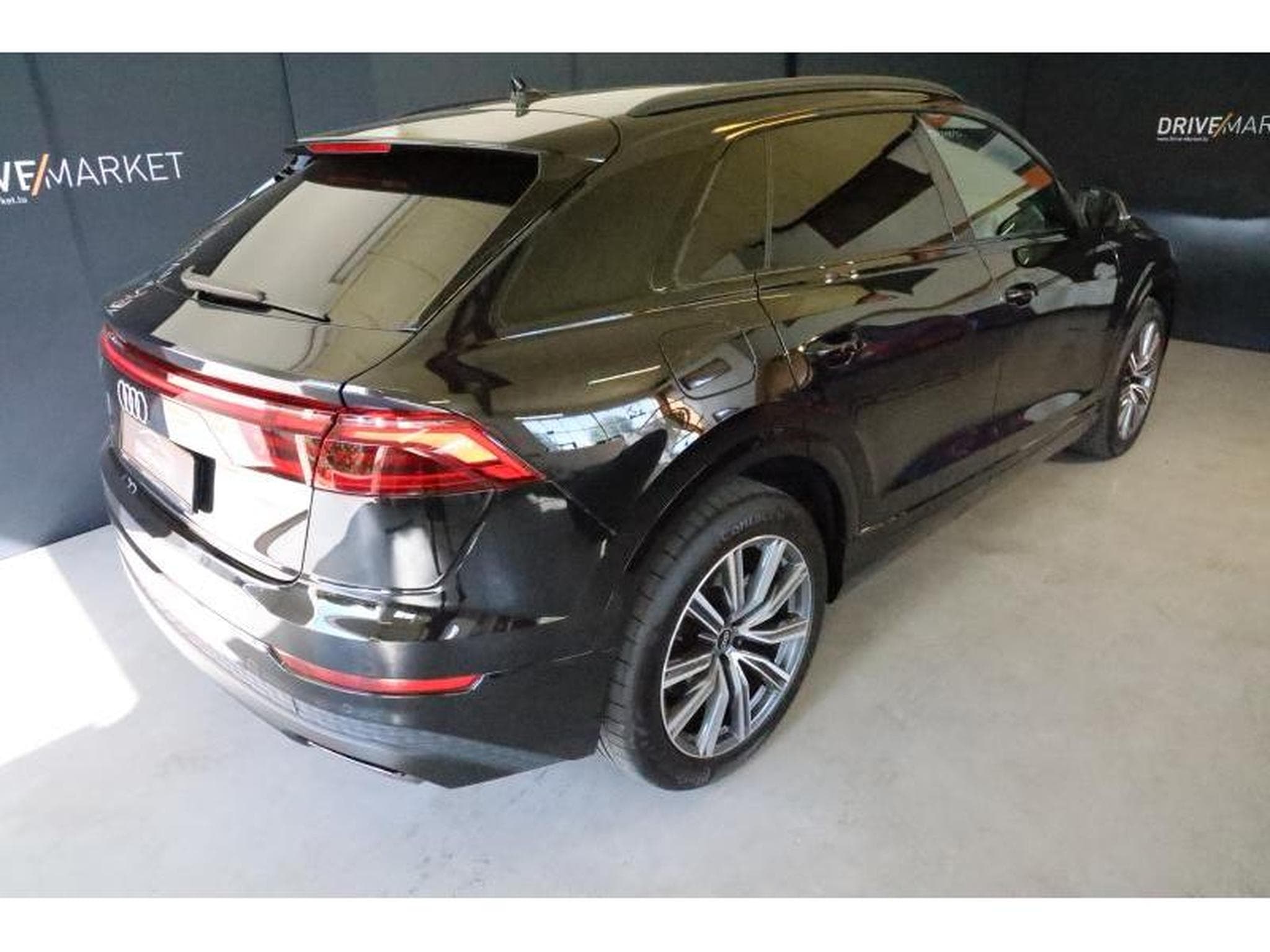 Audi Q8 50 TDI (2024) - Photo 22