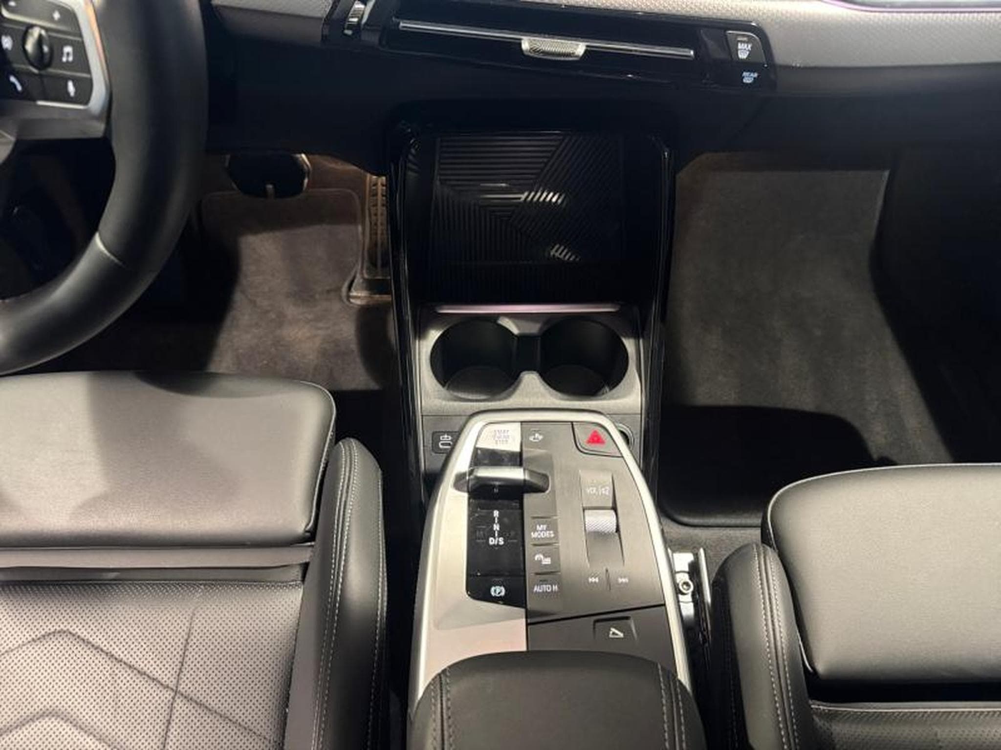 BMW 218 218i Active Tourer M Sport (2025) - Foto 6