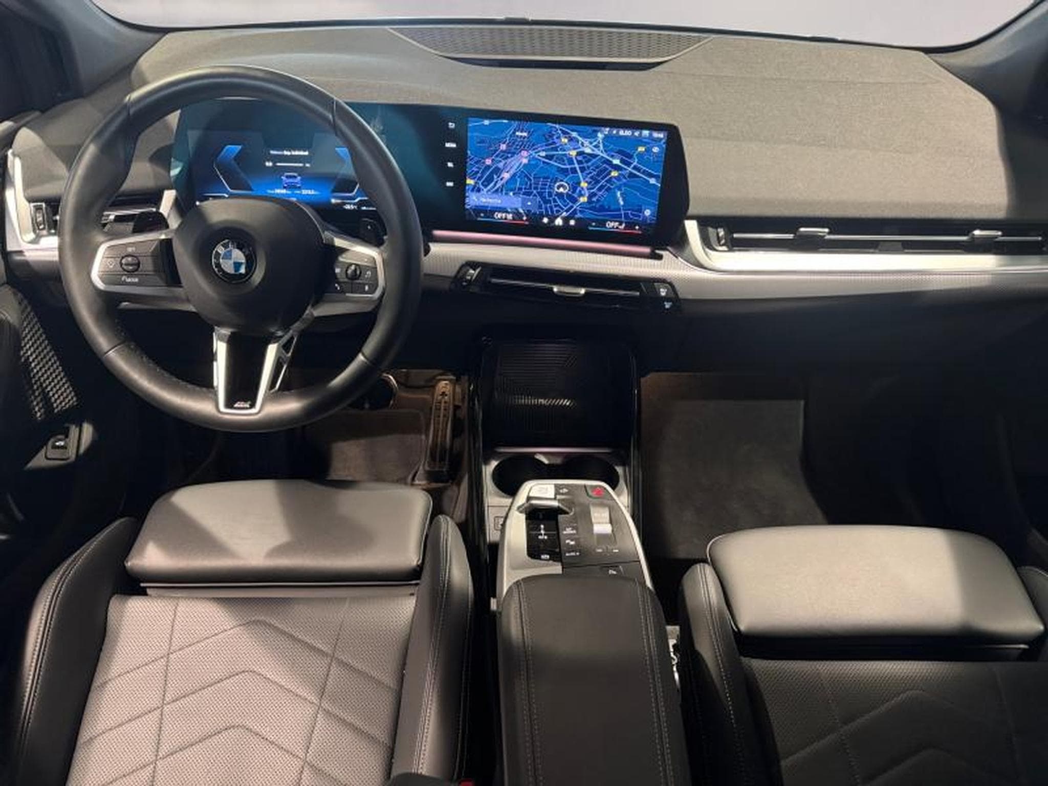 BMW 218 218i Active Tourer M Sport (2025) - Foto 7
