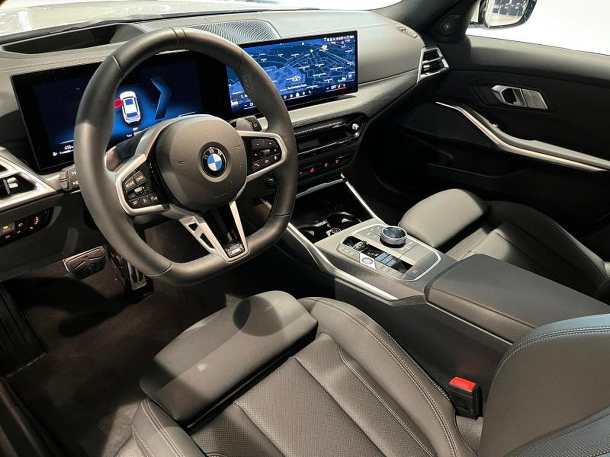 BMW 320 320d xDrive Touring M Sport (2025) - Photo 15