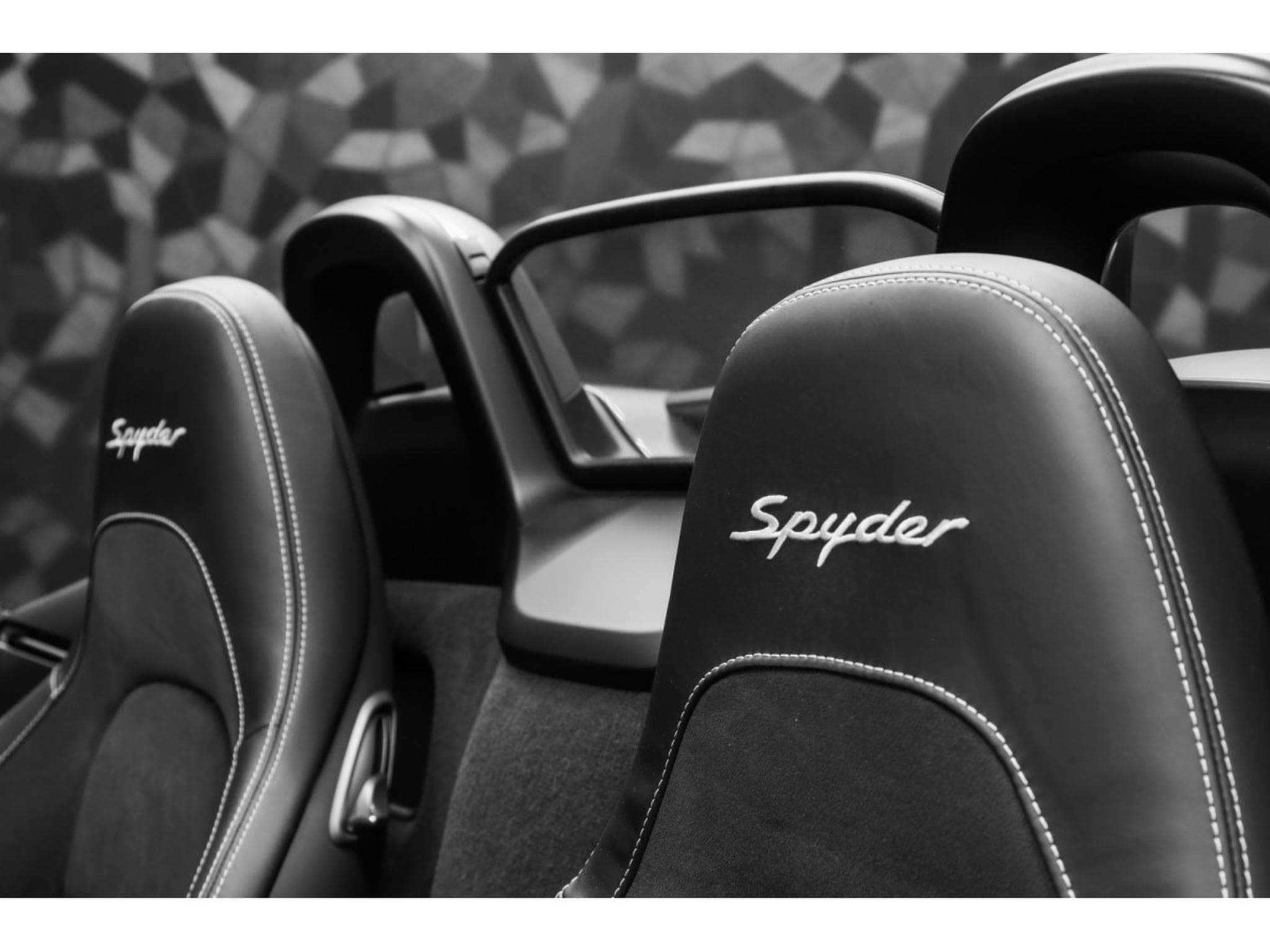 Porsche Boxster 718 Spyder 4.0 - Boîte manuelle (2021) - Photo 24