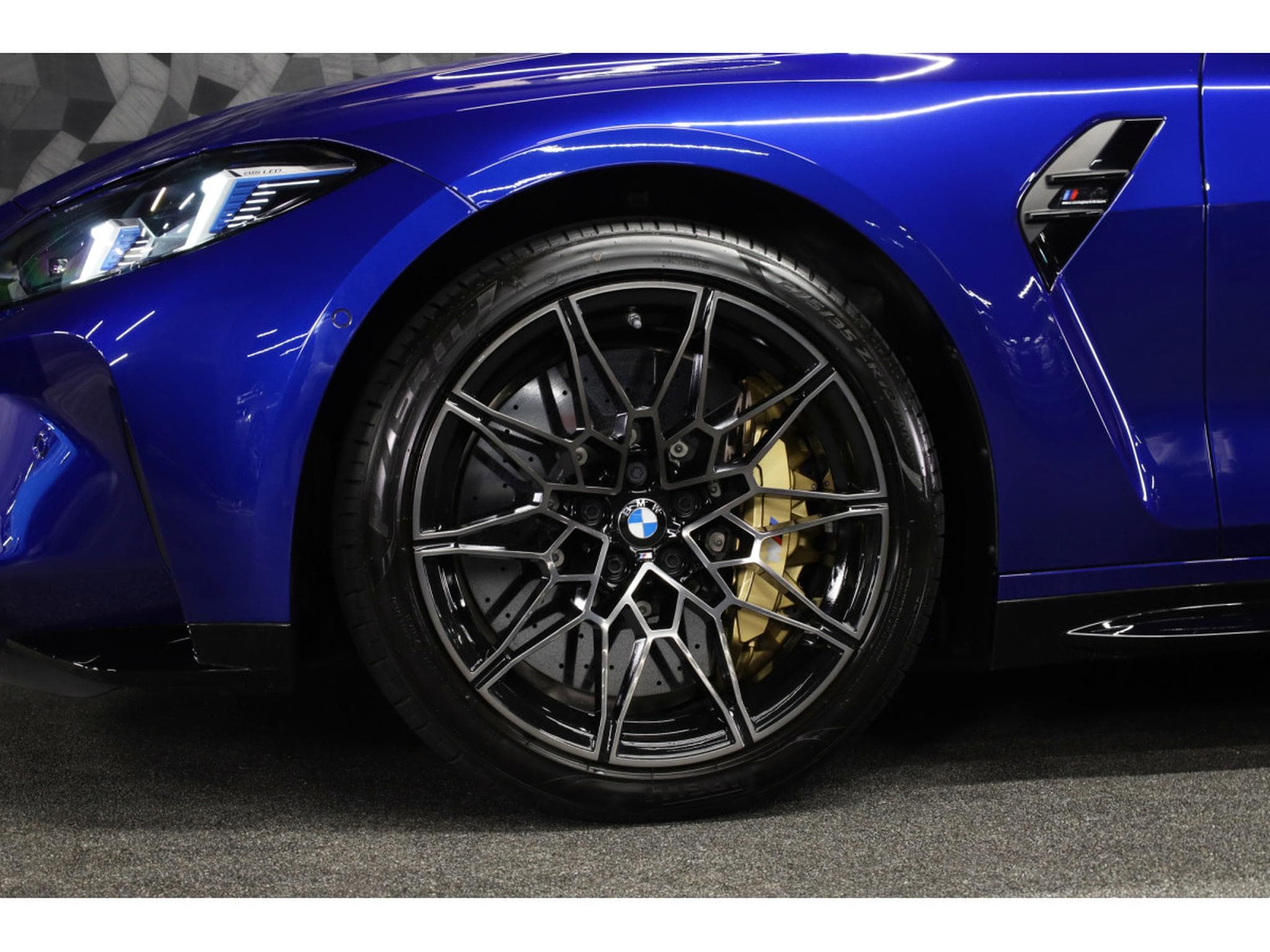 BMW M4 Compétition Cabriolet X-DRIVE G83 - BMW INDIVIDUAL (2025) - Photo 5