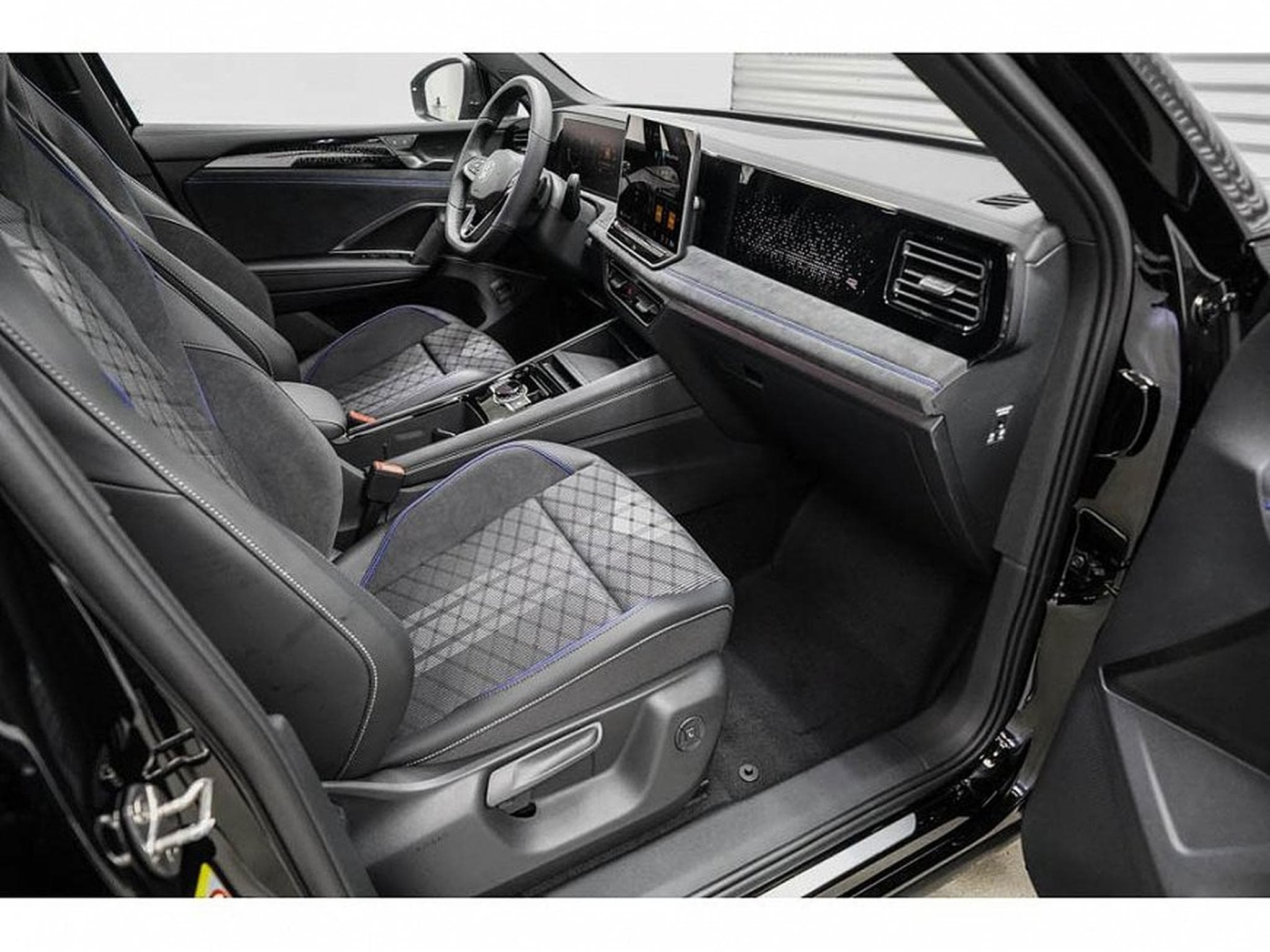 VW Tiguan (2026) - Photo 22