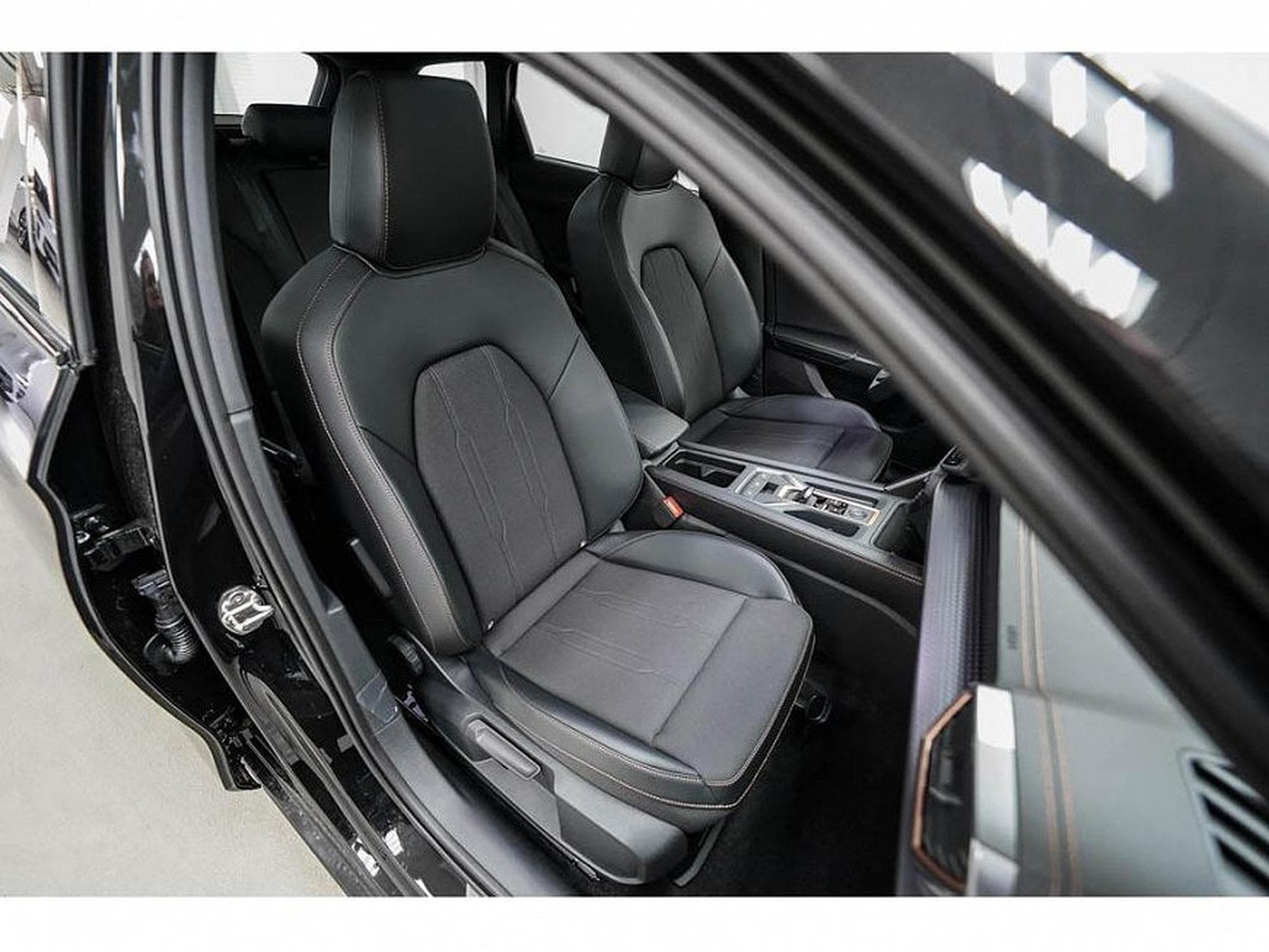 Cupra Leon (2026) - Photo 21