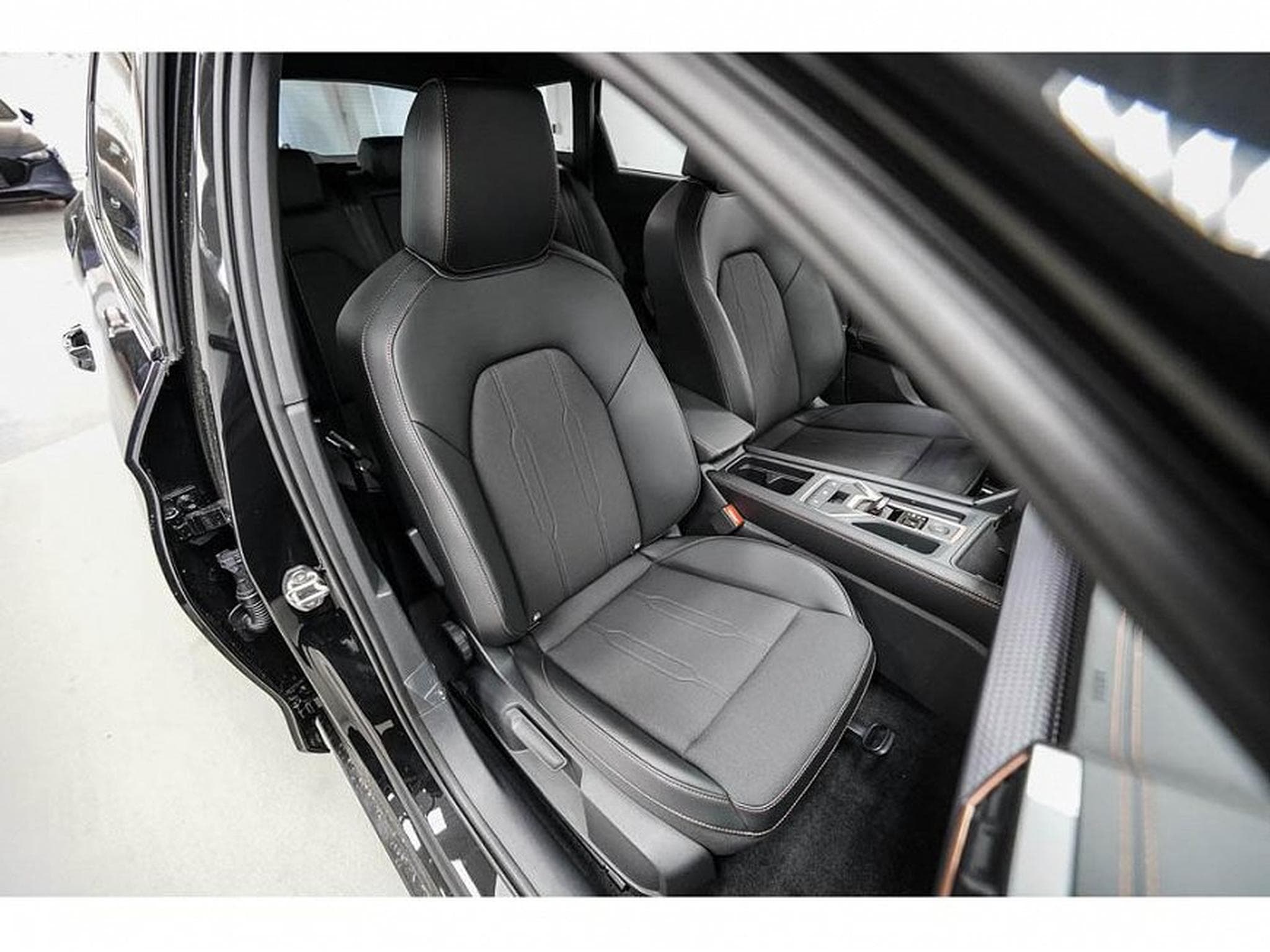 Cupra Leon (2026) - Photo 21
