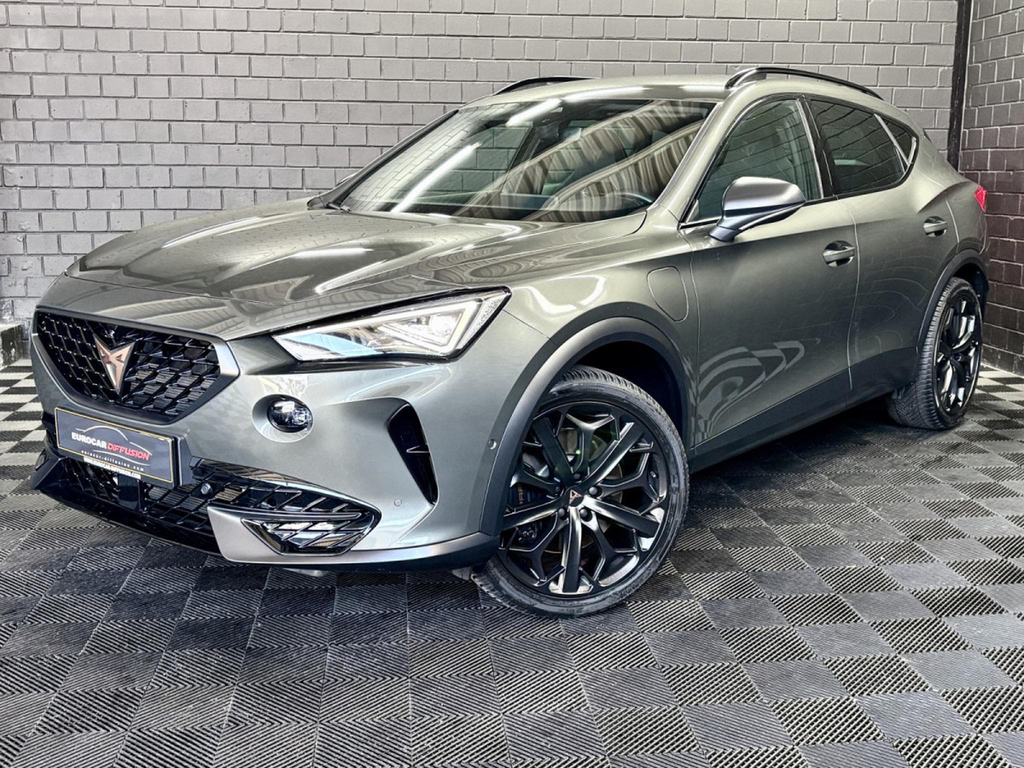 Cupra Formentor VZ Tribe Edition 245CV eHybrid PHEV DSG6 ** CAM** HAYON** (2024) - Photo 1