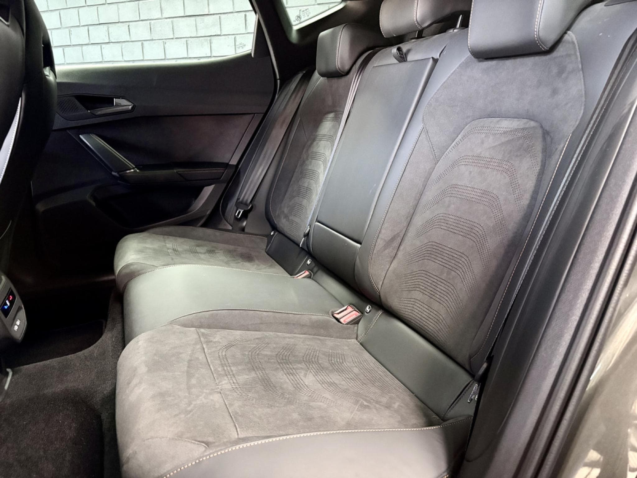 Cupra Formentor VZ Tribe Edition 245CV eHybrid PHEV DSG6 ** CAM** HAYON** (2024) - Photo 18