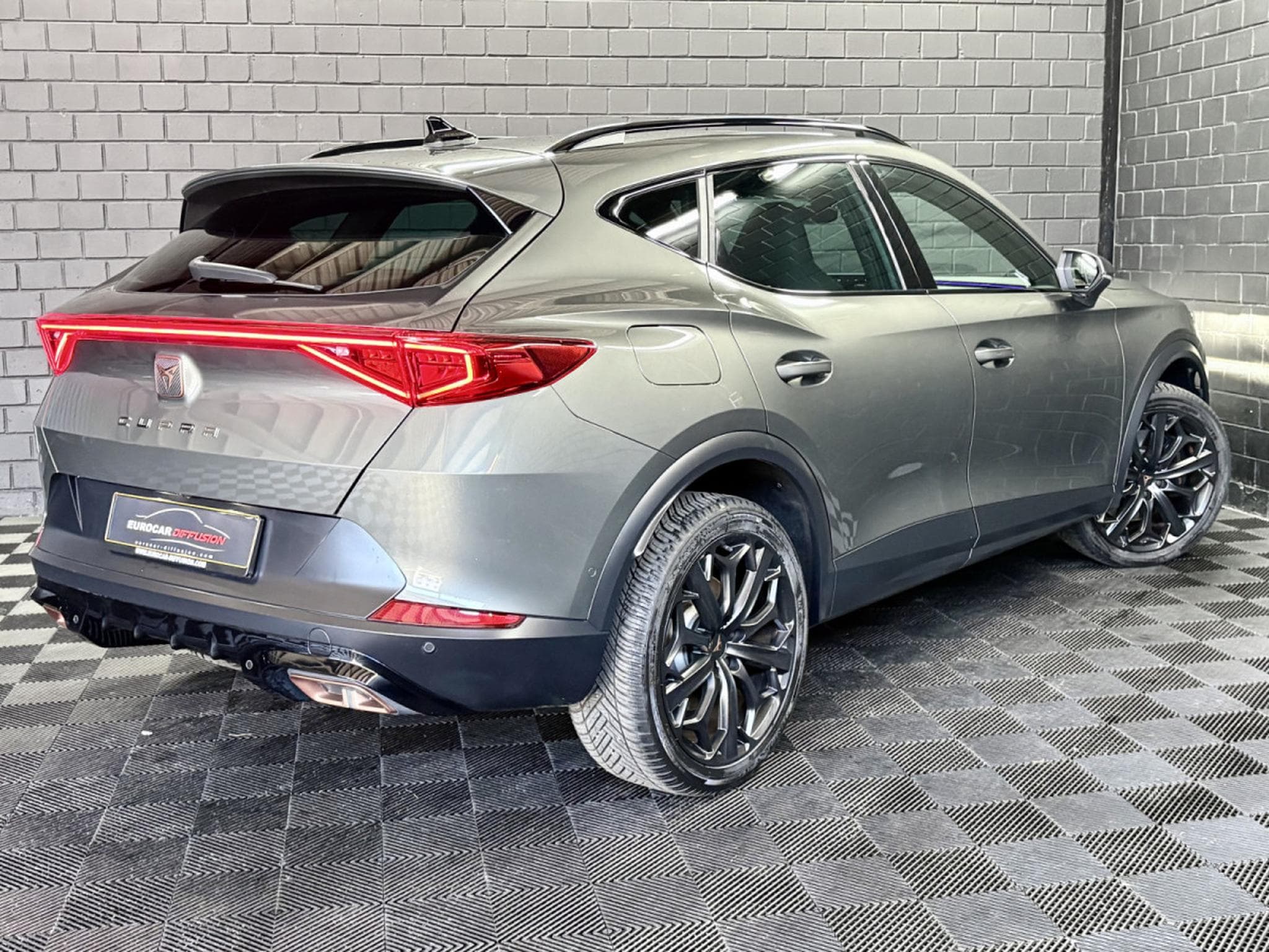 Cupra Formentor VZ Tribe Edition 245CV eHybrid PHEV DSG6 ** CAM** HAYON** (2024) - Photo 6