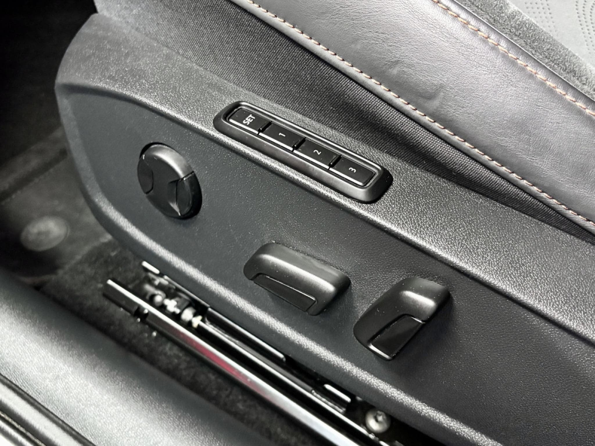 Cupra Formentor VZ Tribe Edition 245CV eHybrid PHEV DSG6 ** CAM** HAYON** (2024) - Photo 9