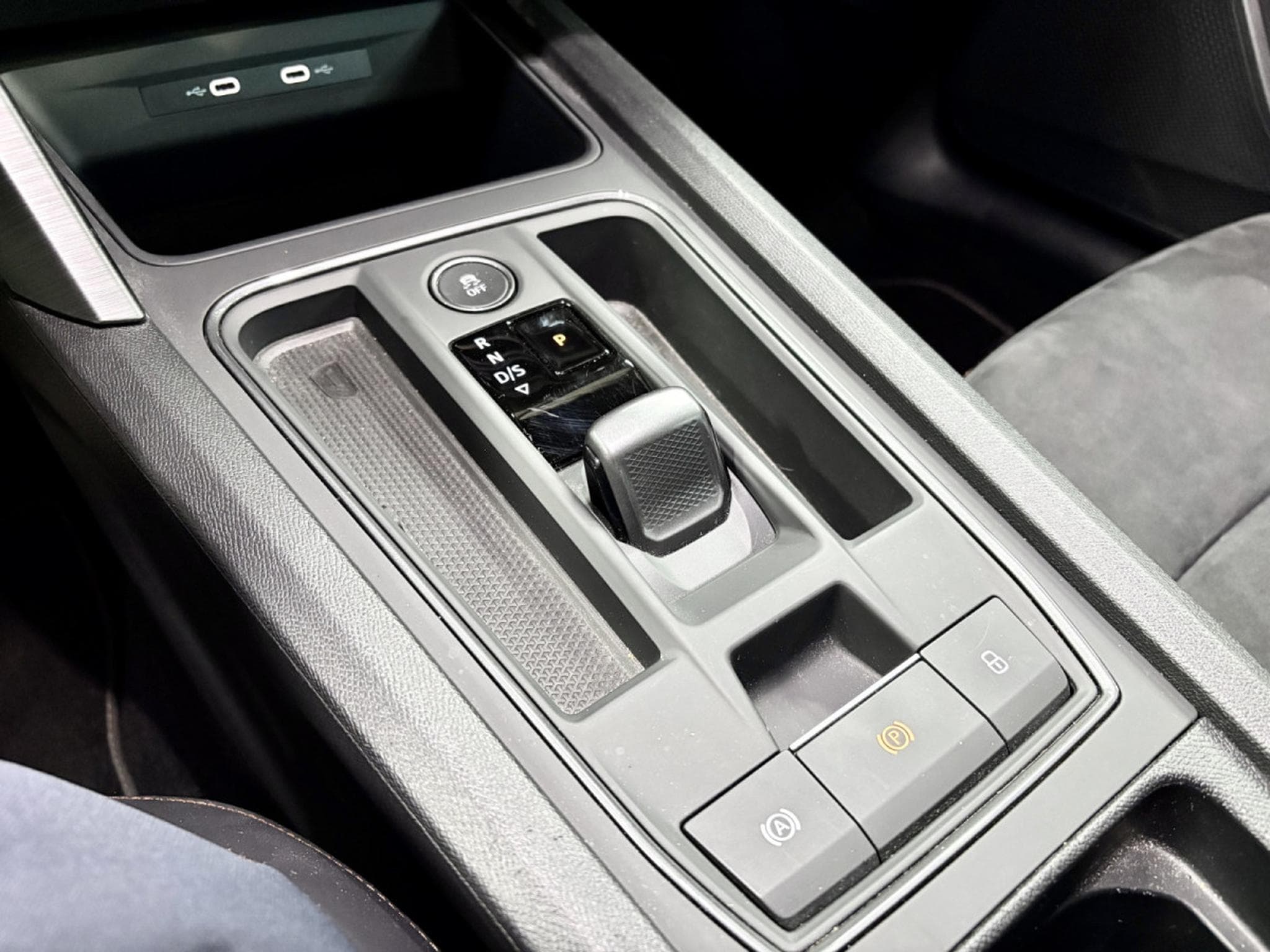 Cupra Formentor VZ Tribe Edition 245CV eHybrid PHEV DSG6 ** VSS** BEATS** CA (2024) - Photo 15