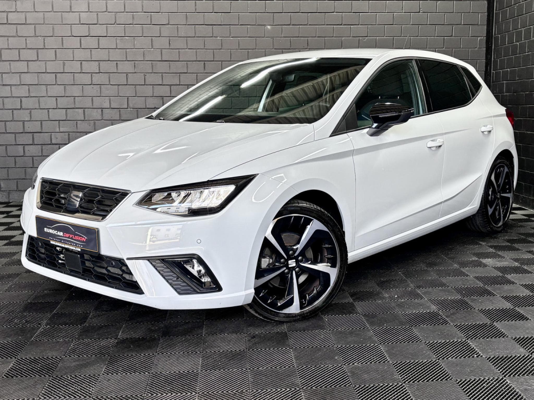 Seat Ibiza FR 115 CV  * Caméra * *Sièges Chauffants * (2025) - Photo 1