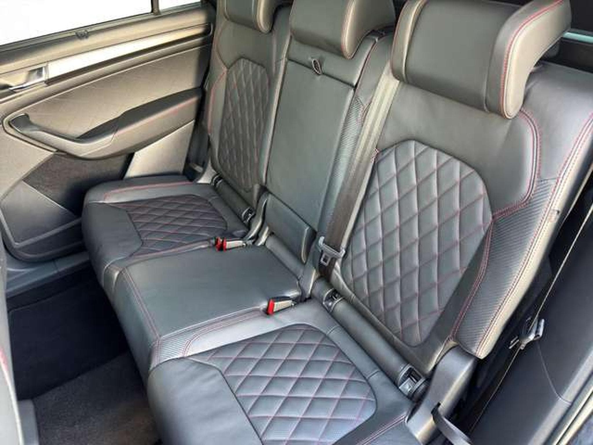 Skoda Kodiaq RS 4x4/Canton/AHK/360°/Pano/Matrix (2022) - Photo 15