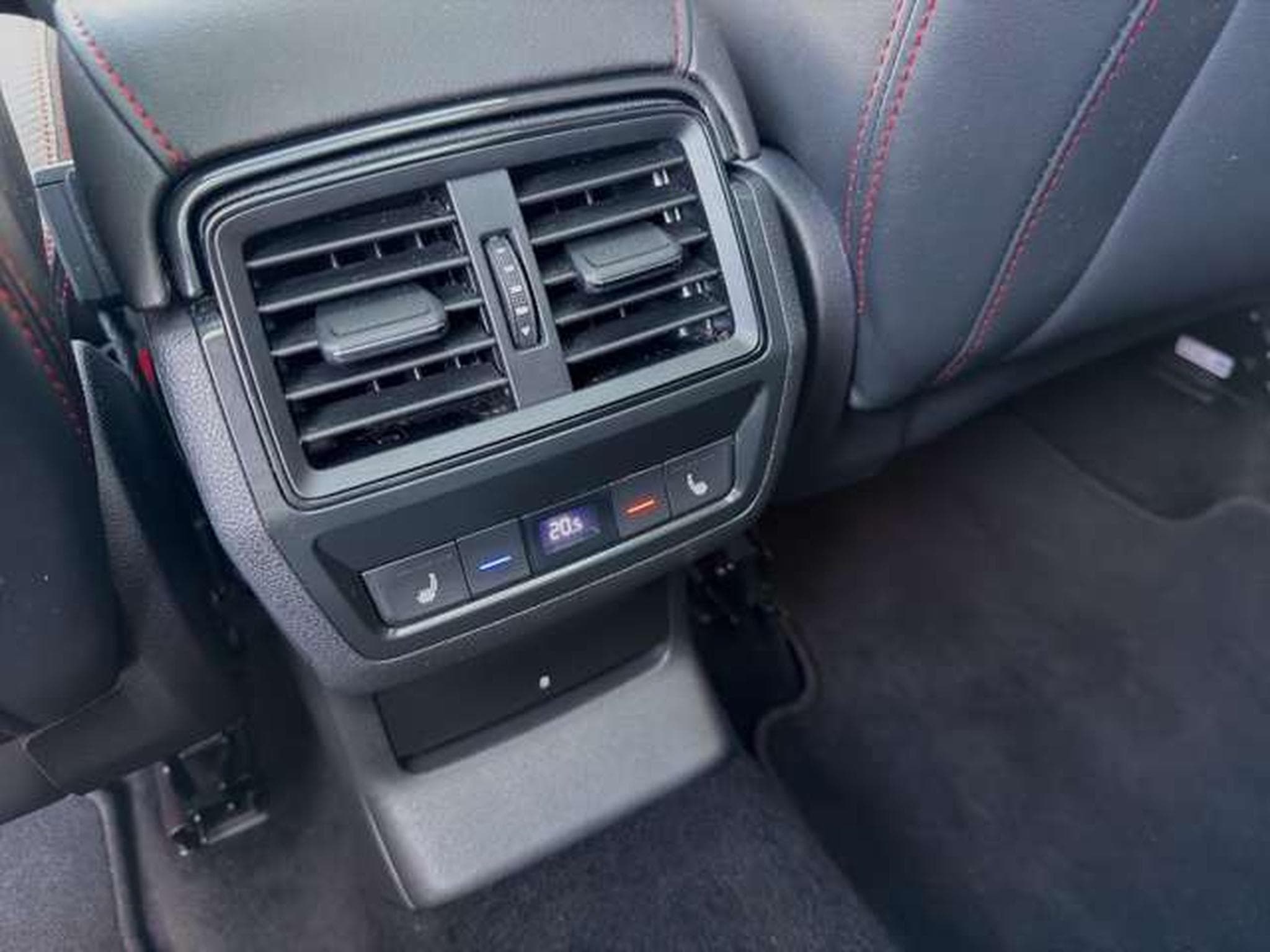 Skoda Kodiaq RS 4x4/Canton/AHK/360°/Pano/Matrix (2022) - Photo 30