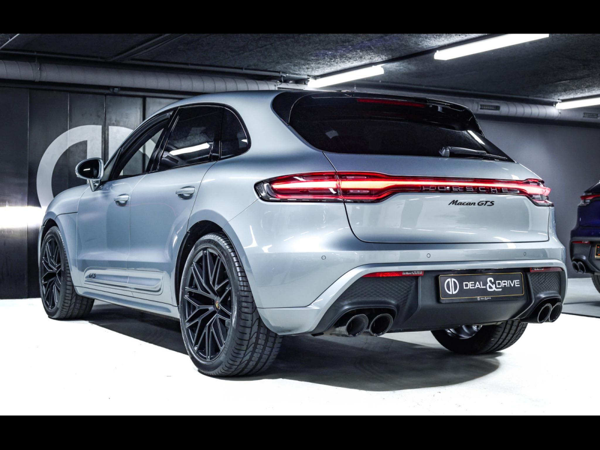 Porsche Macan III GTS PDK – DOLOMITSILVER METALLIC (2023) - Photo 3