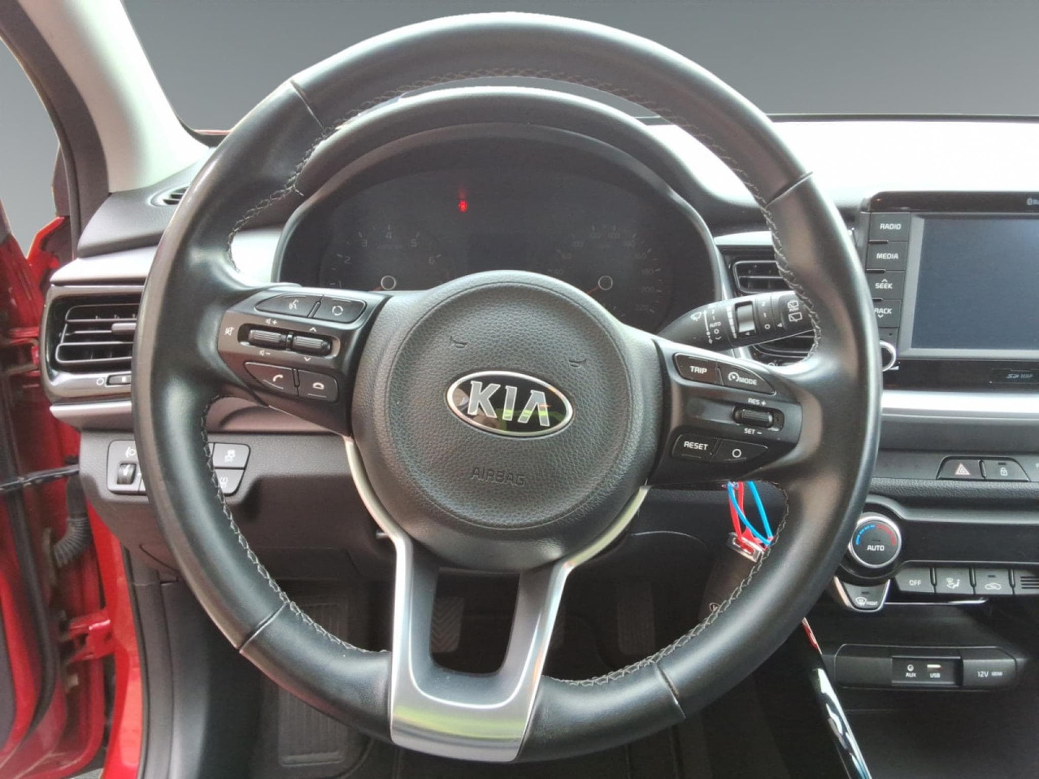 Kia Stonic Fusion 1.4 ISG (2019) - Photo 11