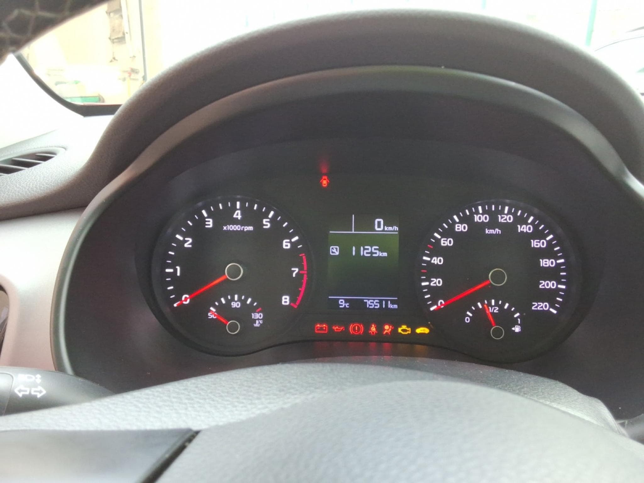 Kia Stonic Fusion 1.4 ISG (2019) - Photo 12