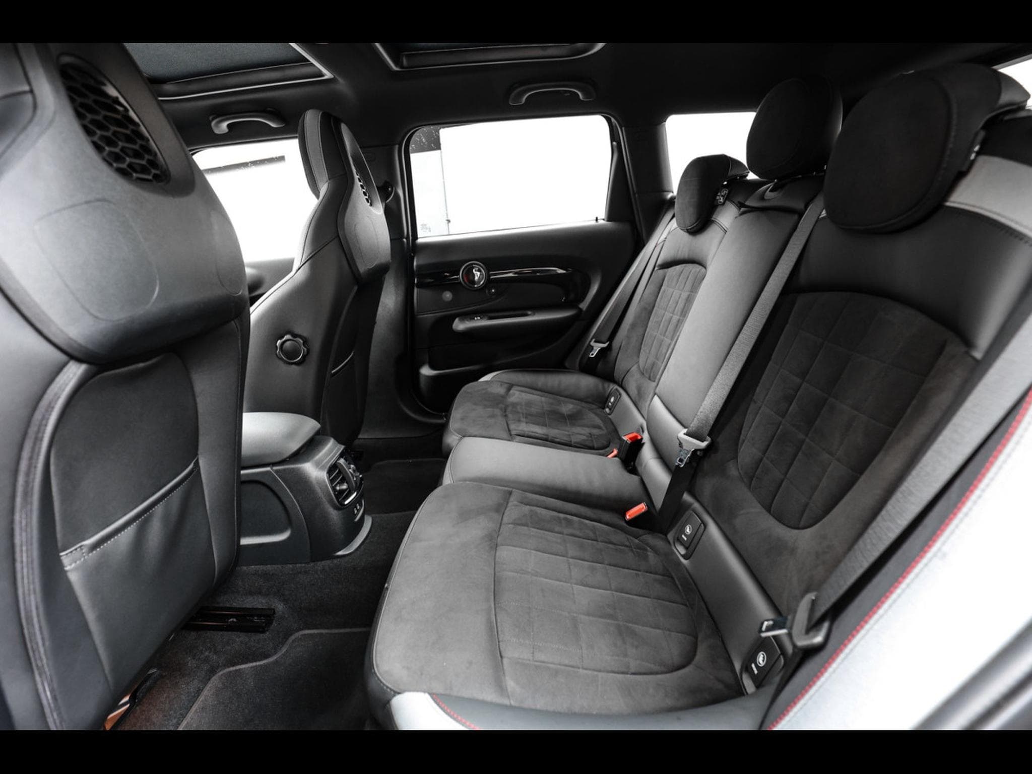 Mini Clubman John Cooper Works ALL4 - MIDNIGHT BLACK II (2022) - Photo 13