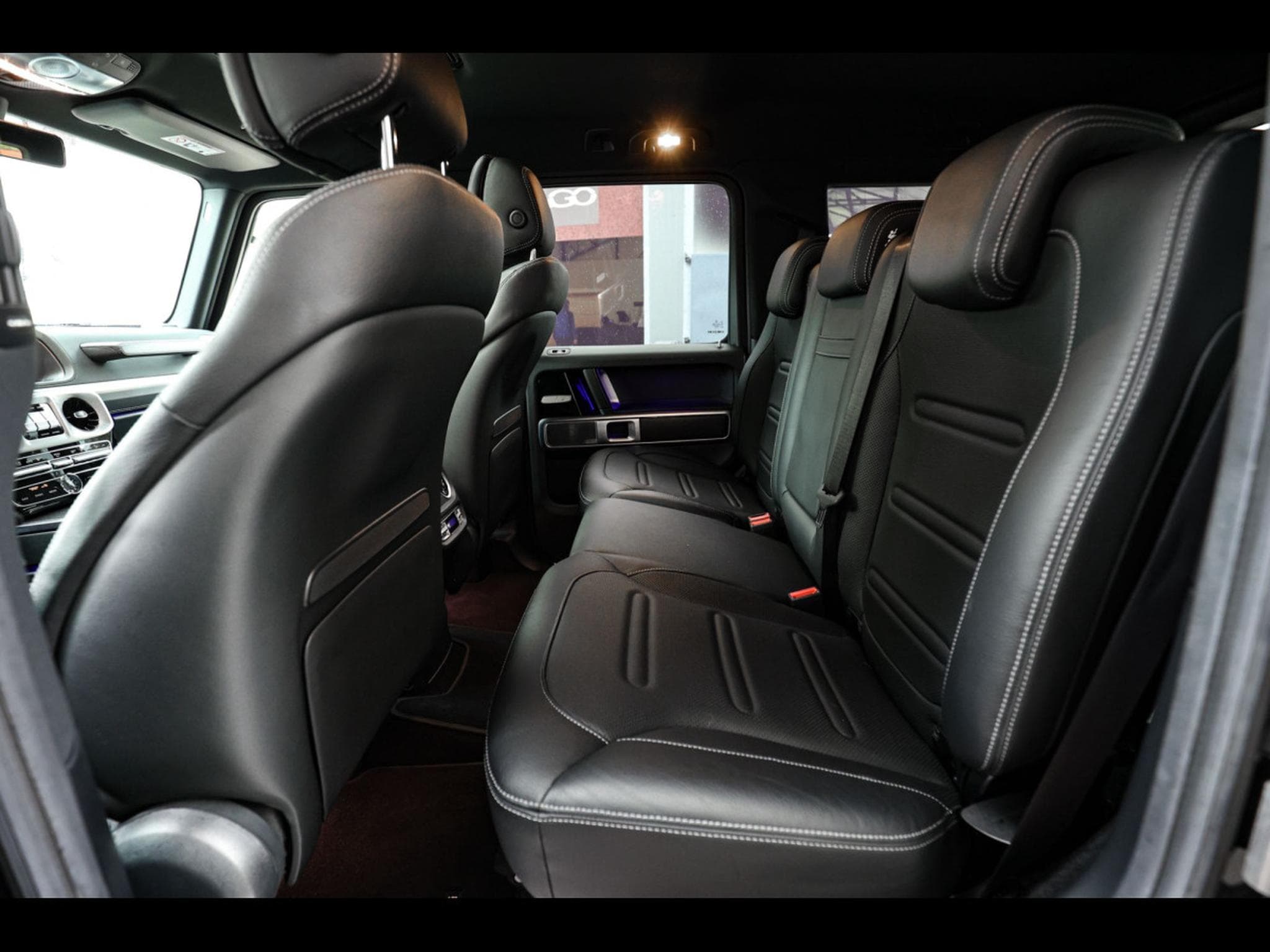 Mercedes G 500 AMG-LINE – PACK NIGHT (2020) - Photo 12