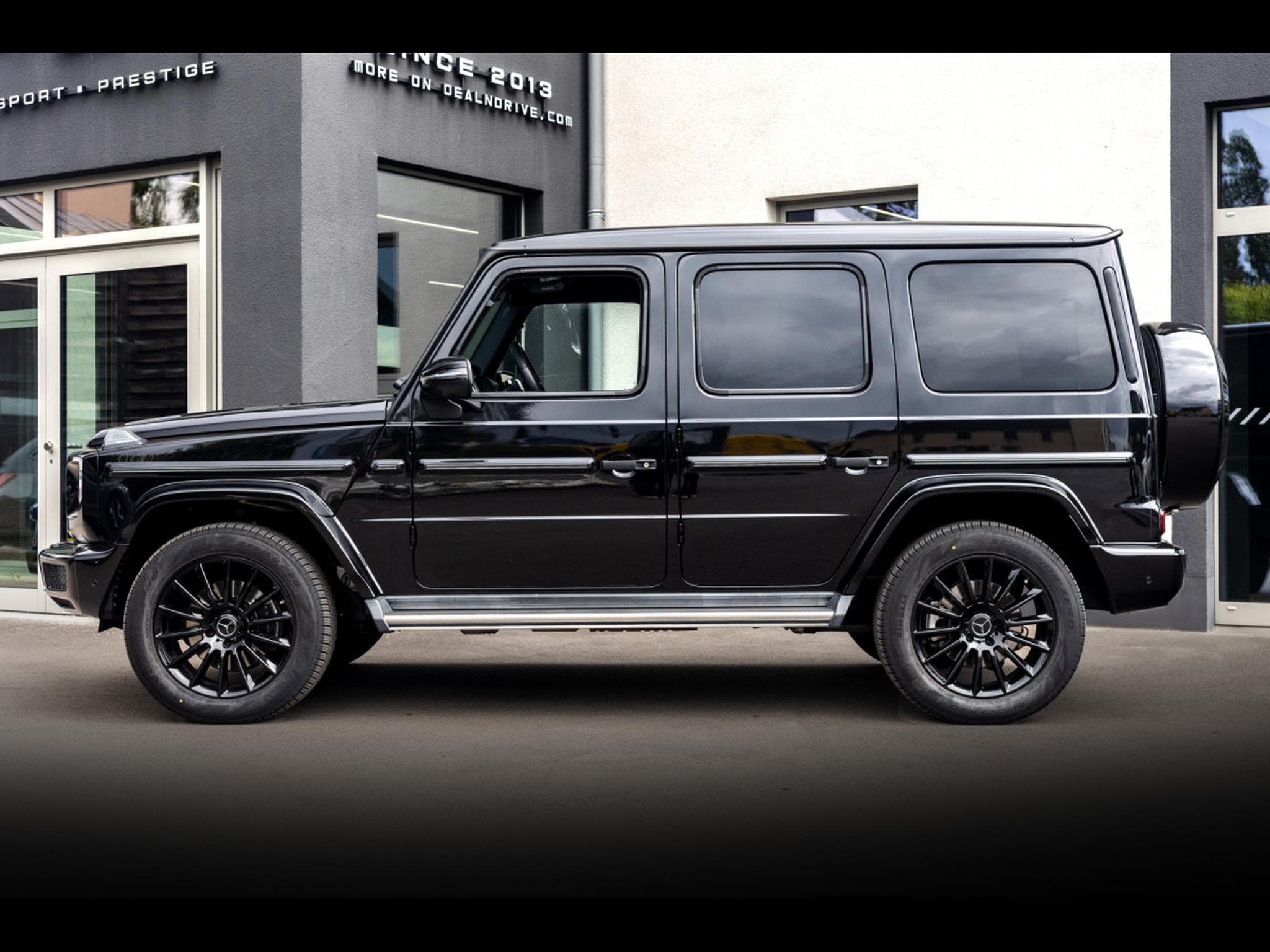 Mercedes G 500 AMG-LINE – PACK NIGHT (2020) - Photo 2