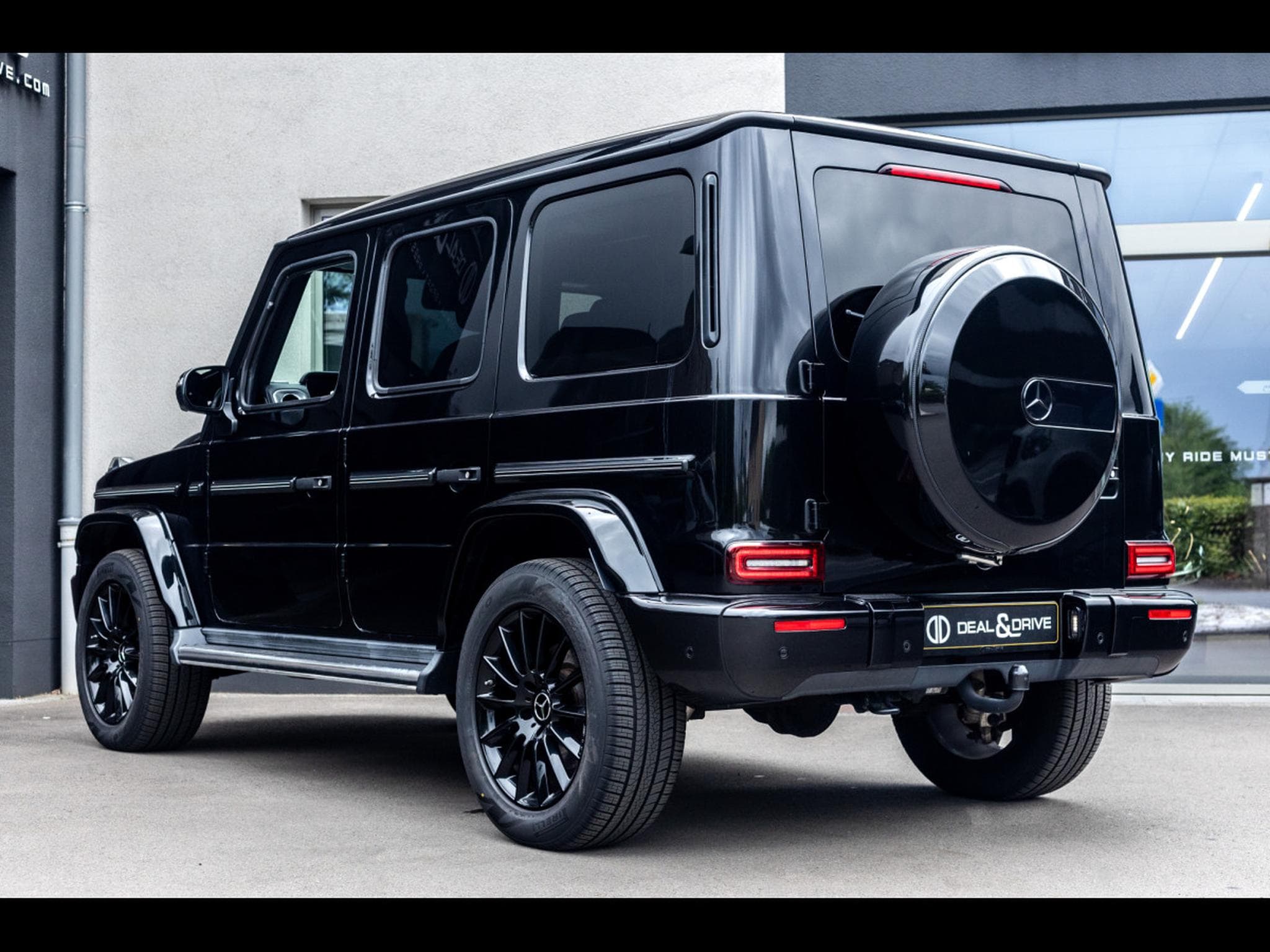 Mercedes G 500 AMG-LINE – PACK NIGHT (2020) - Photo 3