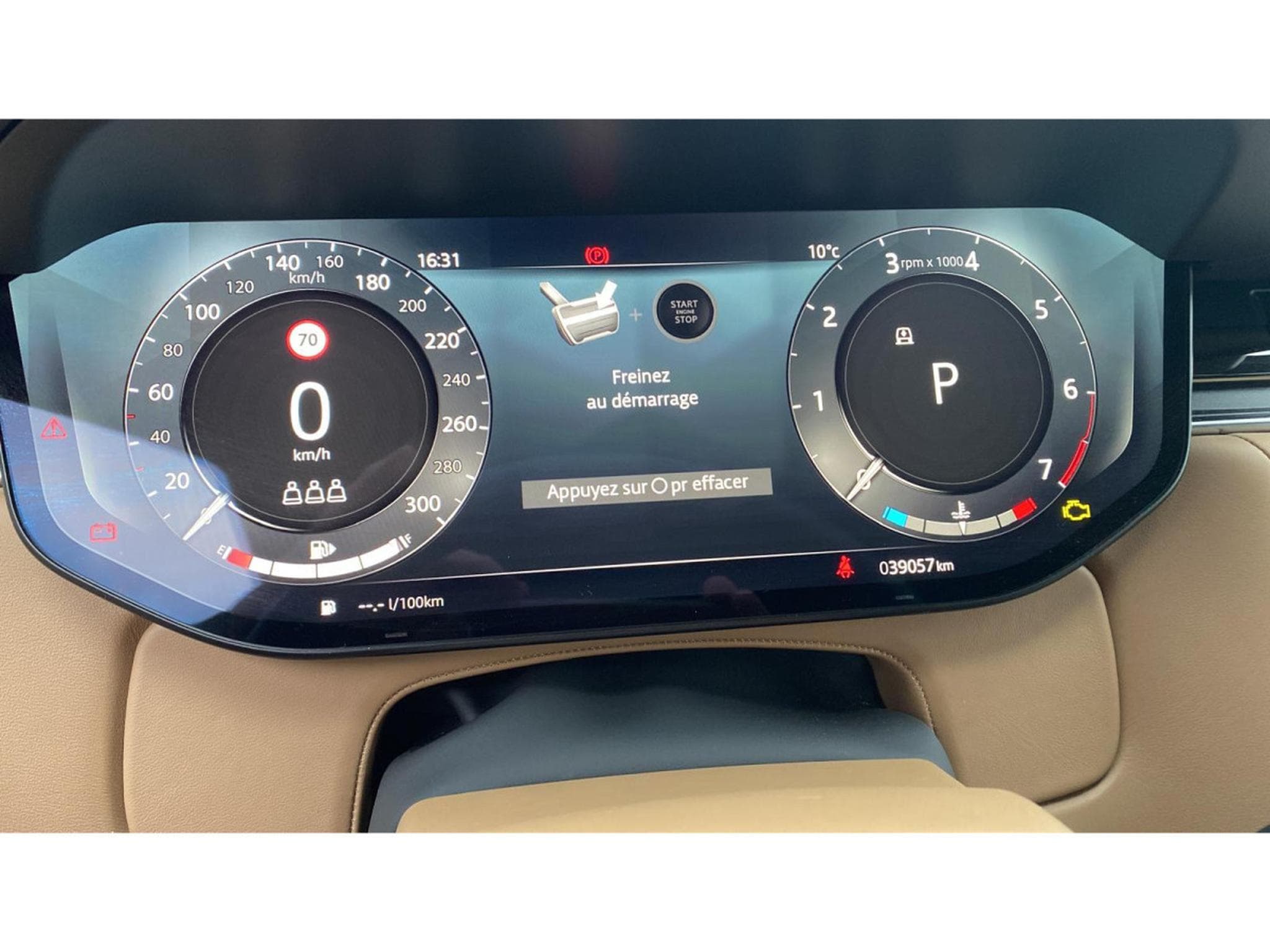 Land-Rover Range Rover SE HSE P530 Full options 2nd SET je jantes 23 KAHN (2024) - Photo 6